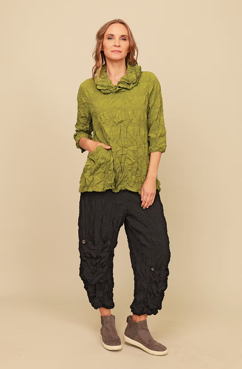 Chalet Gould Embossed Woven 3/4 Sleeve Cowl Neck Solid Top - T62411