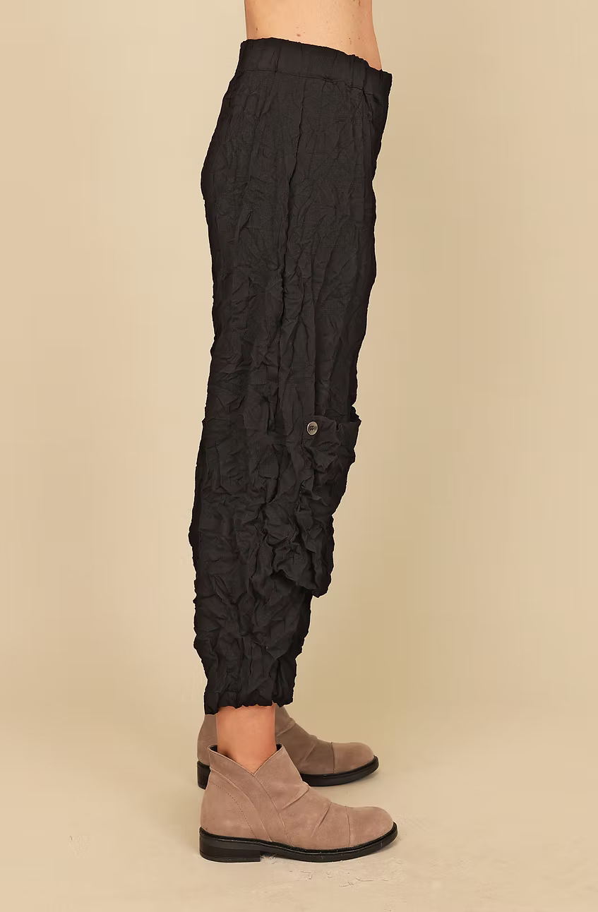 Chalet Cynthia Embossed Woven Short Pant - T68146