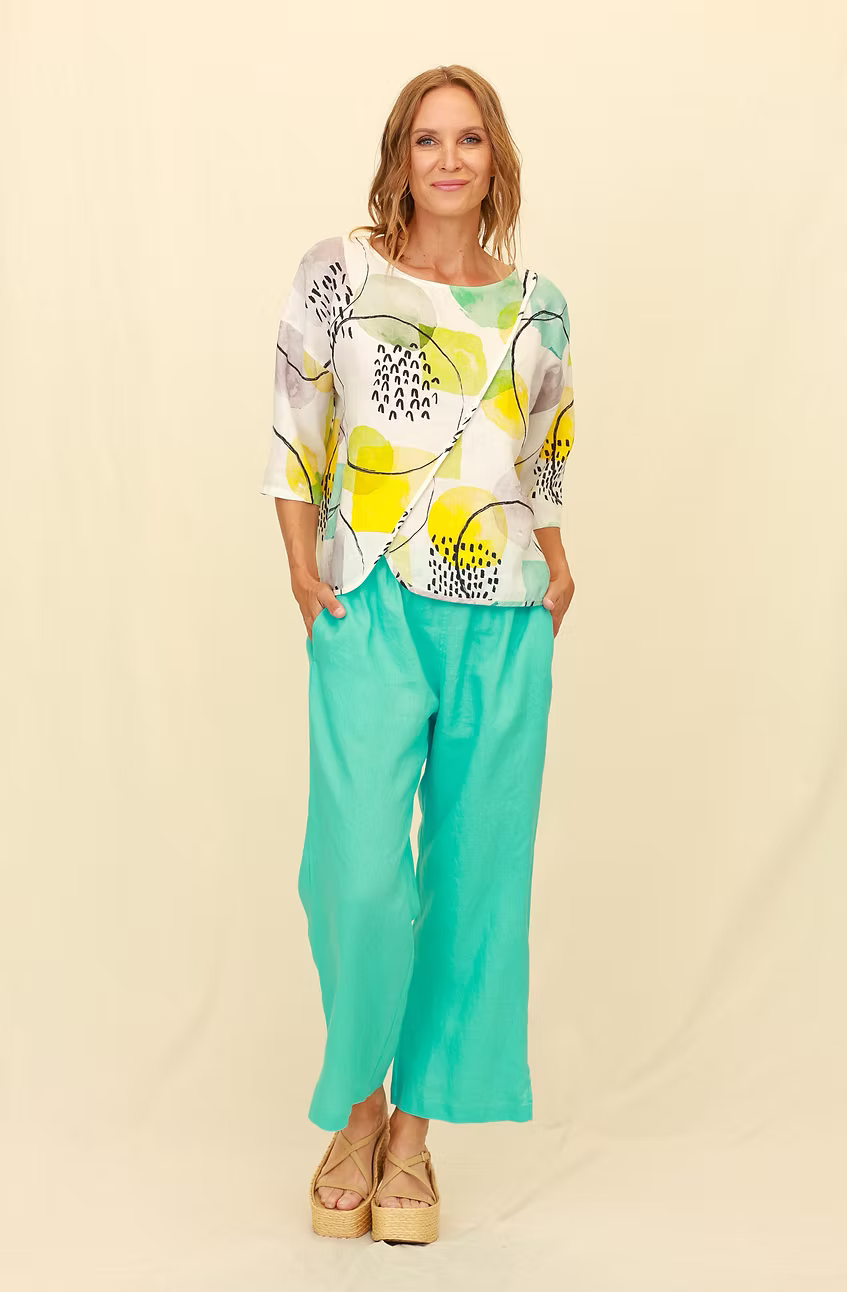 Chalet Short Sleeve Kaira Linen Fresco Top - H72308