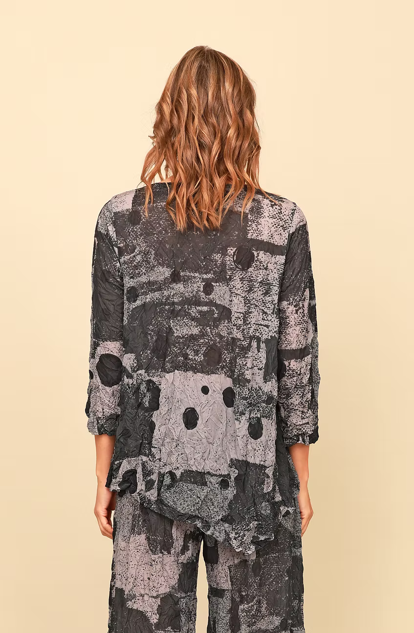 Chalet Crinkle Mesh 3/4 Sleeve Chloe Top - CM62300