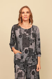 Chalet Crinkle Mesh 3/4 Sleeve Chloe Top - CM62300