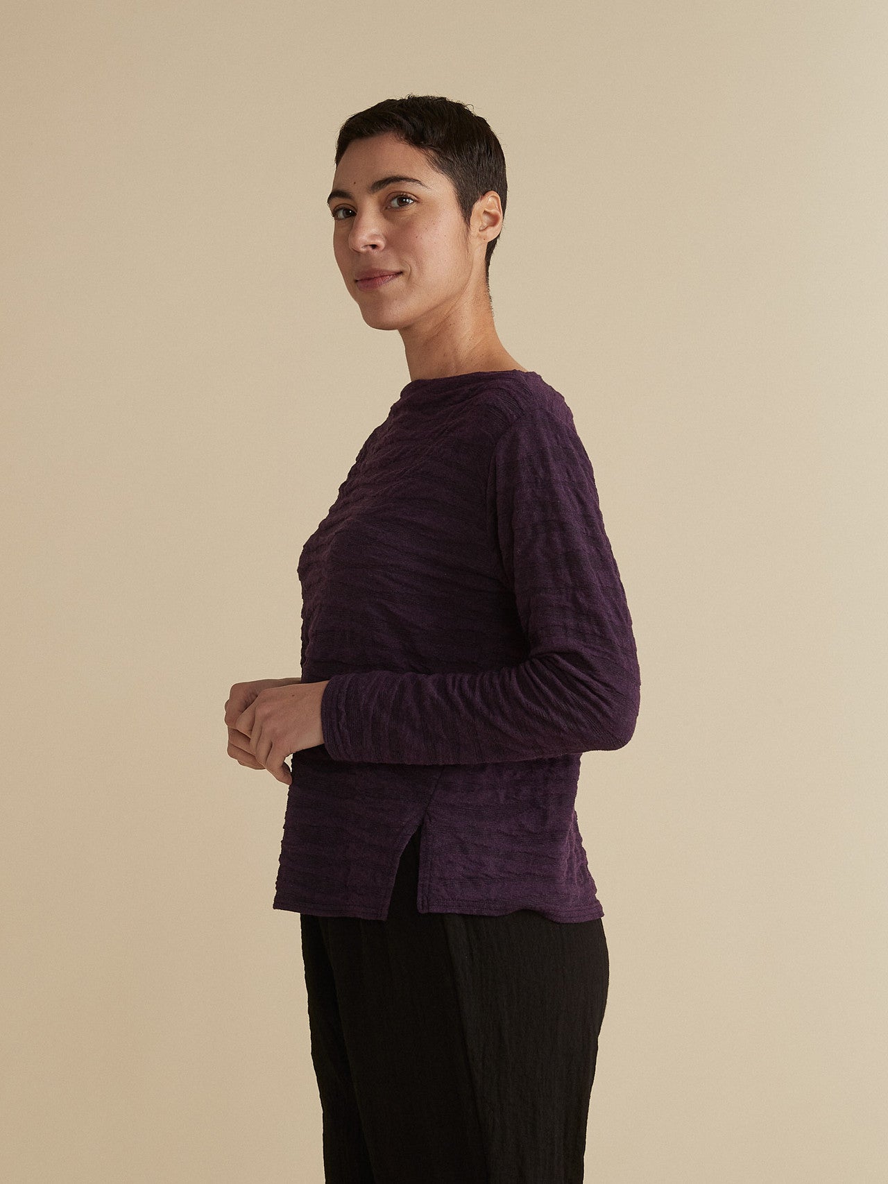 CUT LOOSE - Texture Char Knit Split Hem Top - 6946597