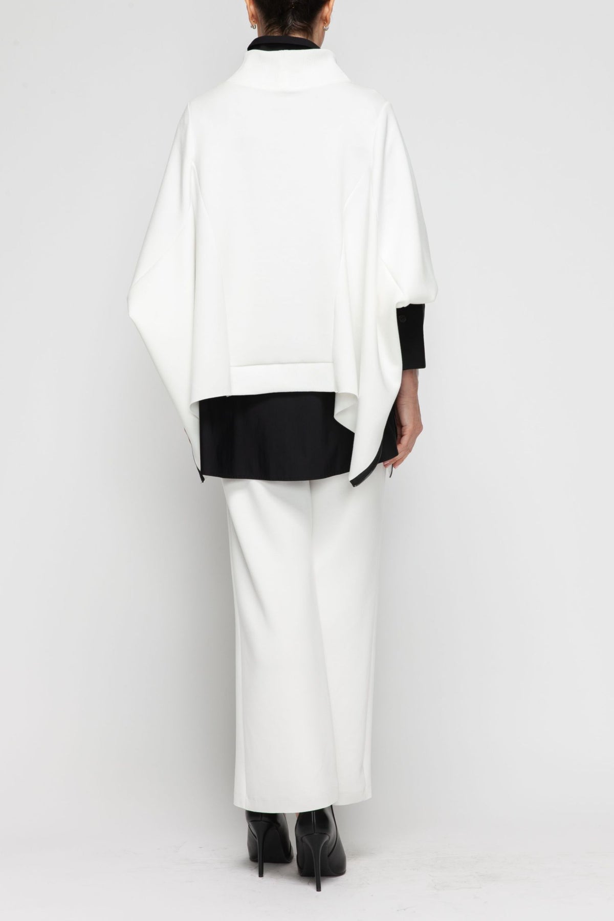 IC COLLECTION Top - 7136T - WHITE