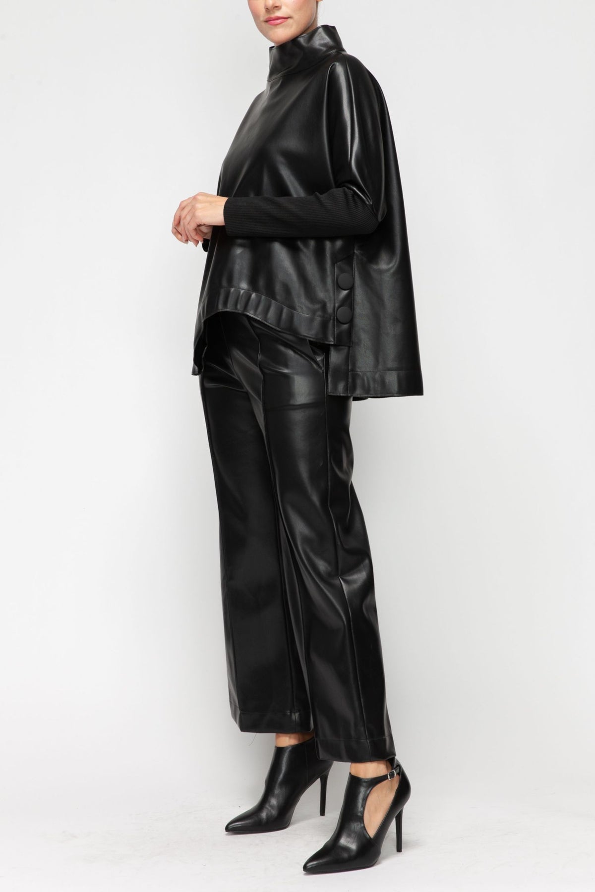 IC COLLECTION Top - 7156T - BLACK
