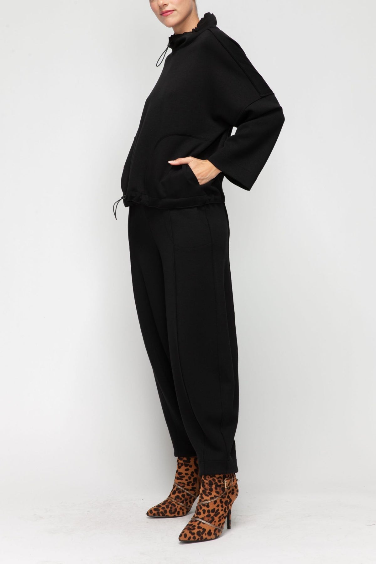 IC COLLECTION Top - 7169T - BLACK