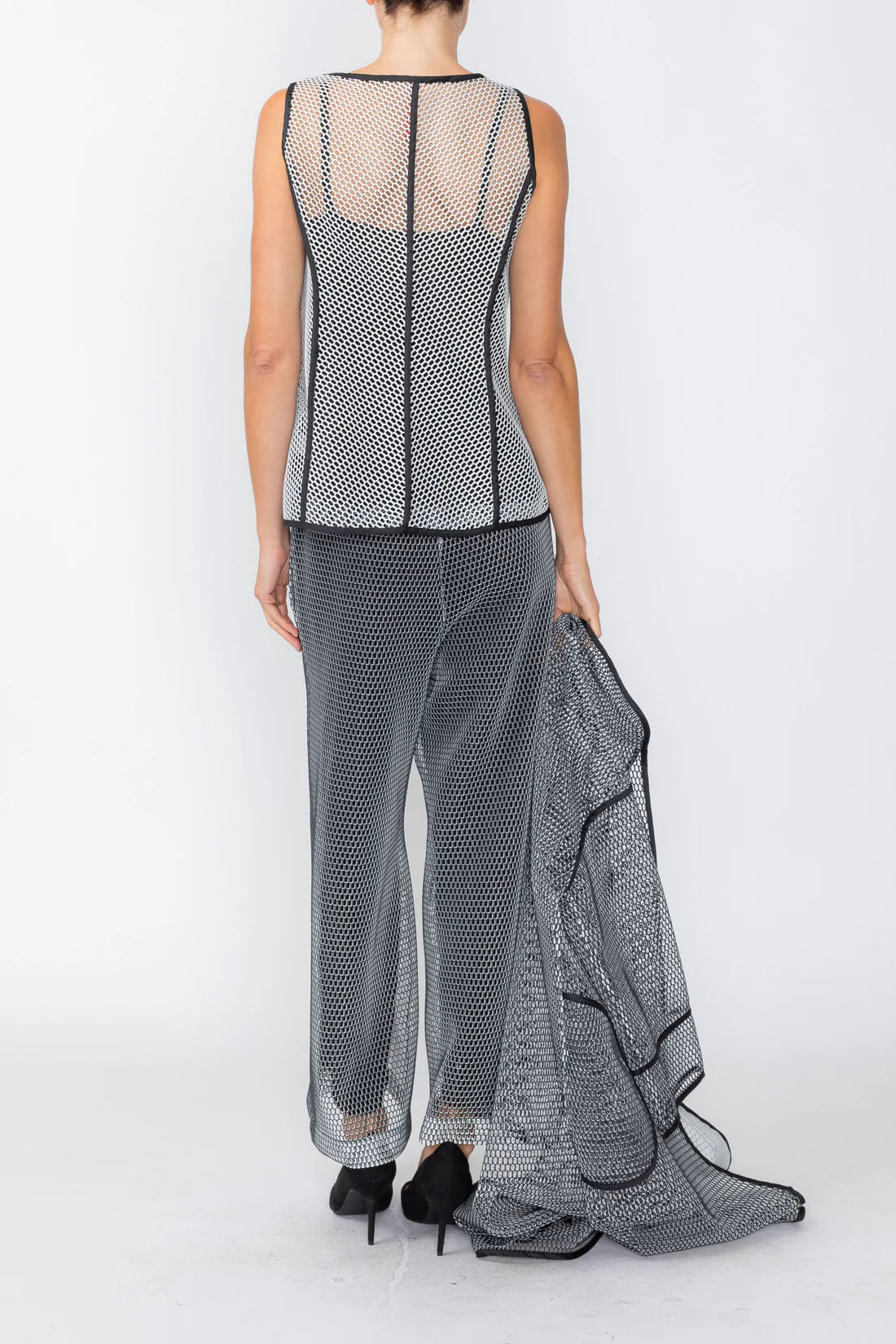 IC COLLECTION Top - 7752T - BLACK AND WHITE