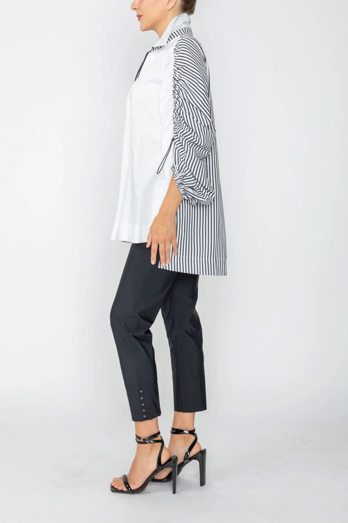 IC COLLECTION Top - 7765T - Black and White