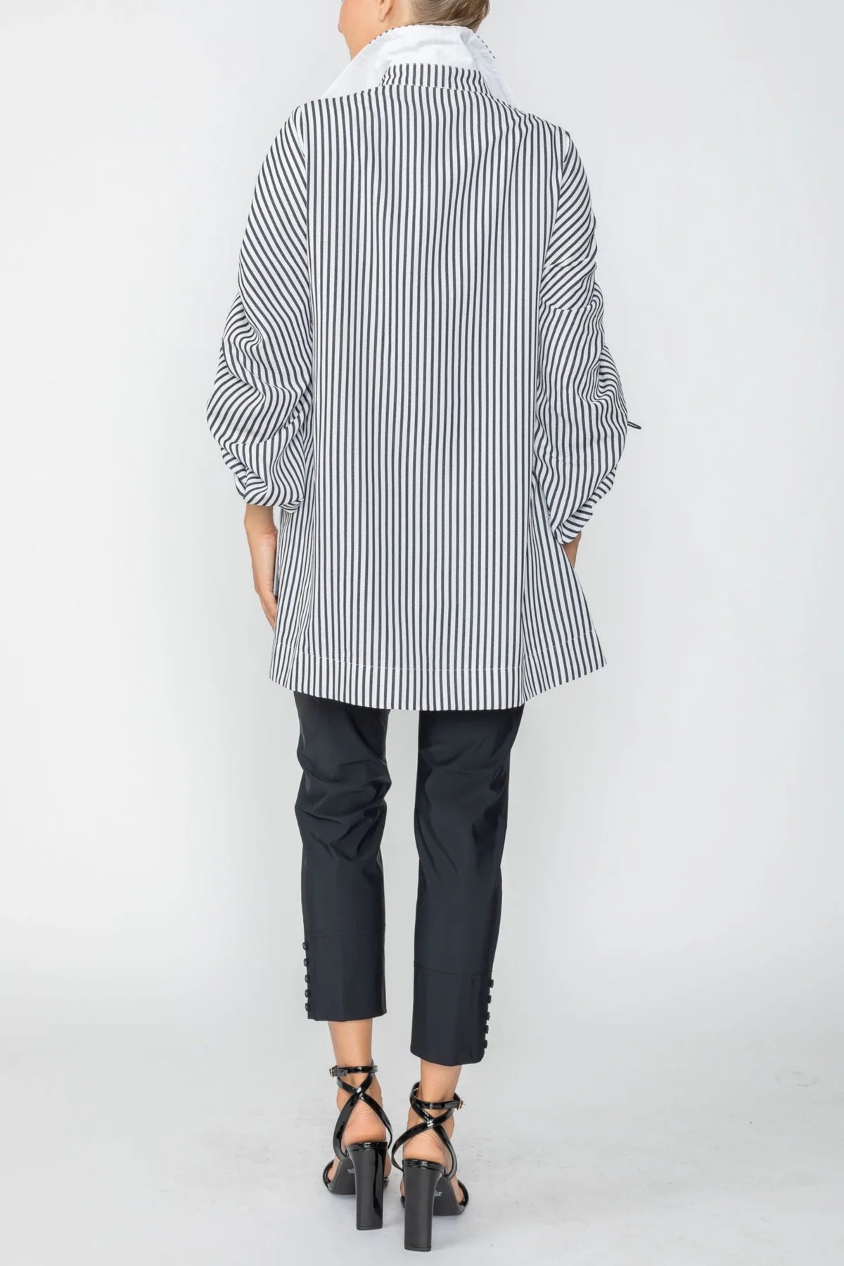 IC COLLECTION Top - 7765T - Black and White