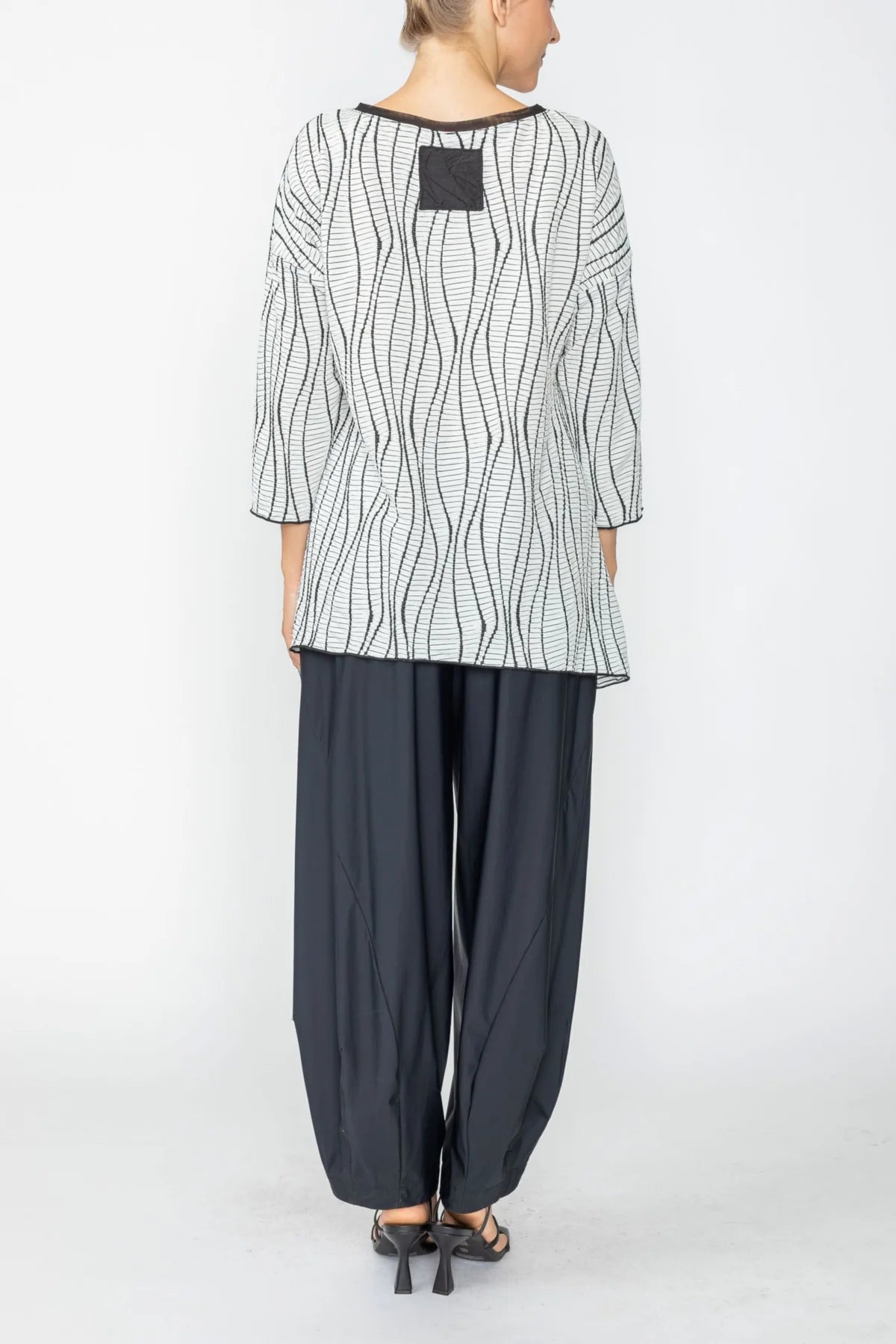 IC COLLECTION Top - 7788T - White and Black