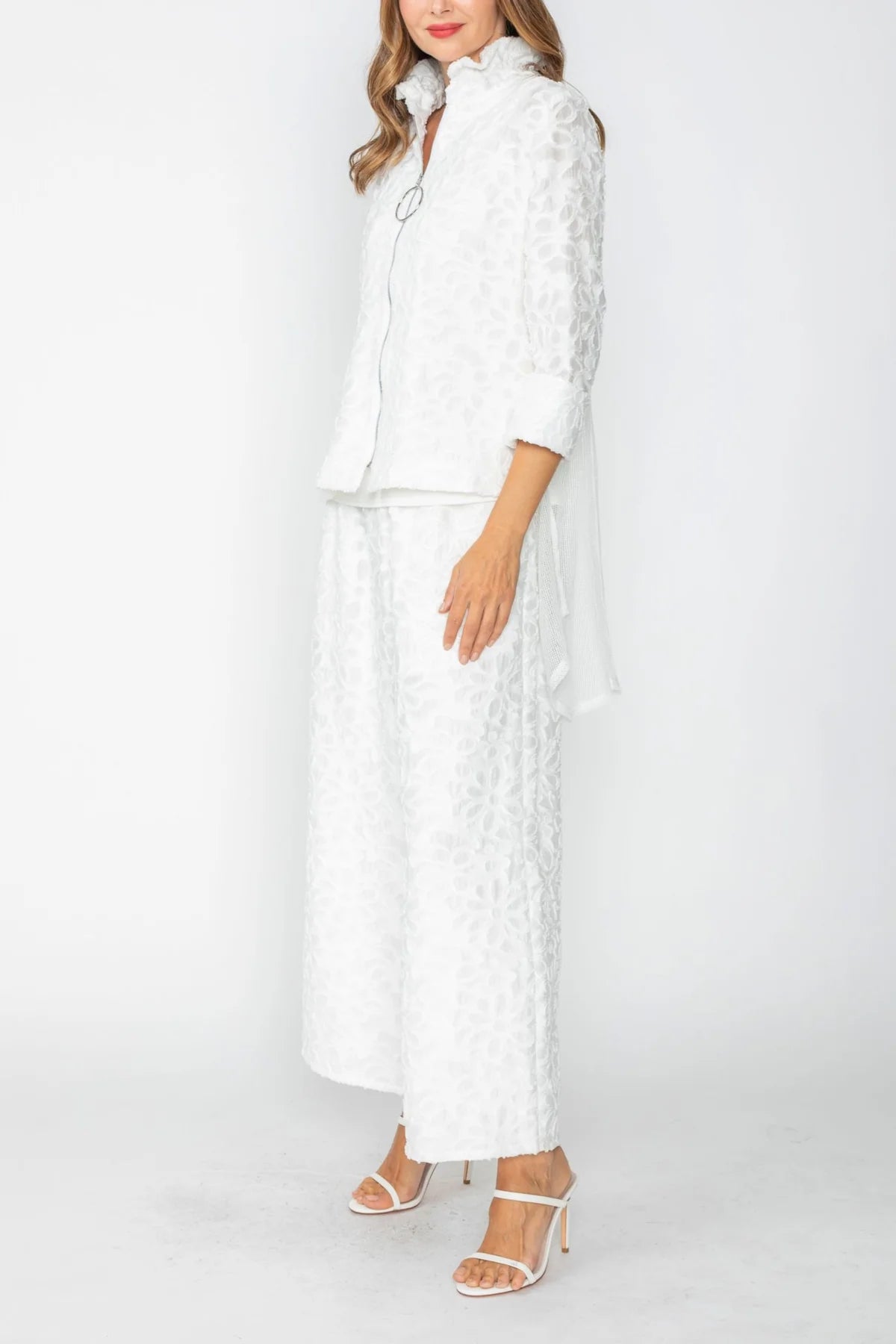 IC COLLECTION Top - 7799T - White