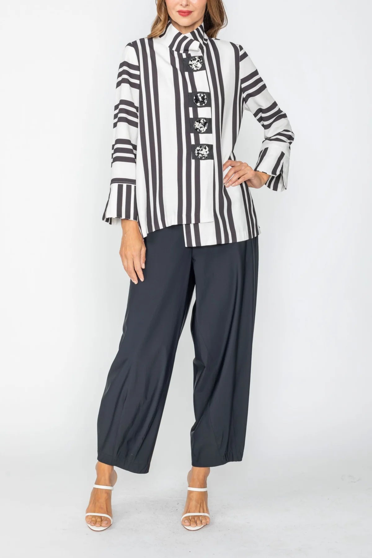 IC COLLECTION Jacket - 7866J - Black and White