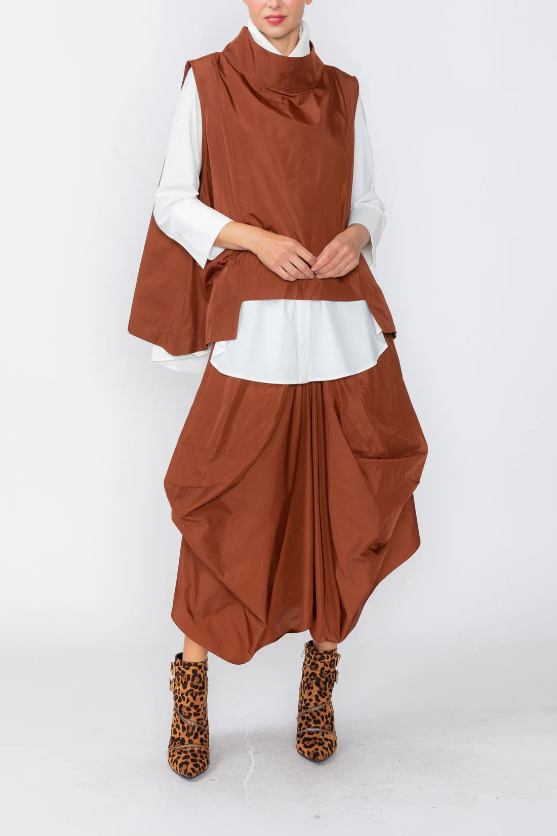 IC COLLECTION Vest - 8064V - RUST