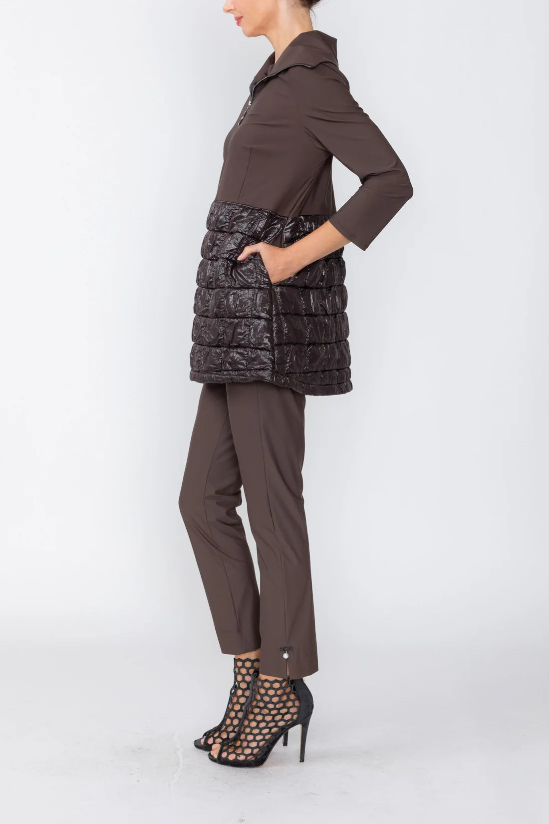 IC COLLECTION Top - 8239T - BROWN