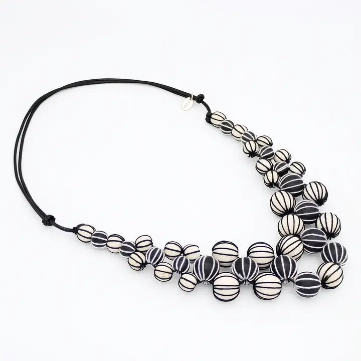 SYLCA Black and White Pamela Berries Necklace - BP24N18 - BLACK/WHITE