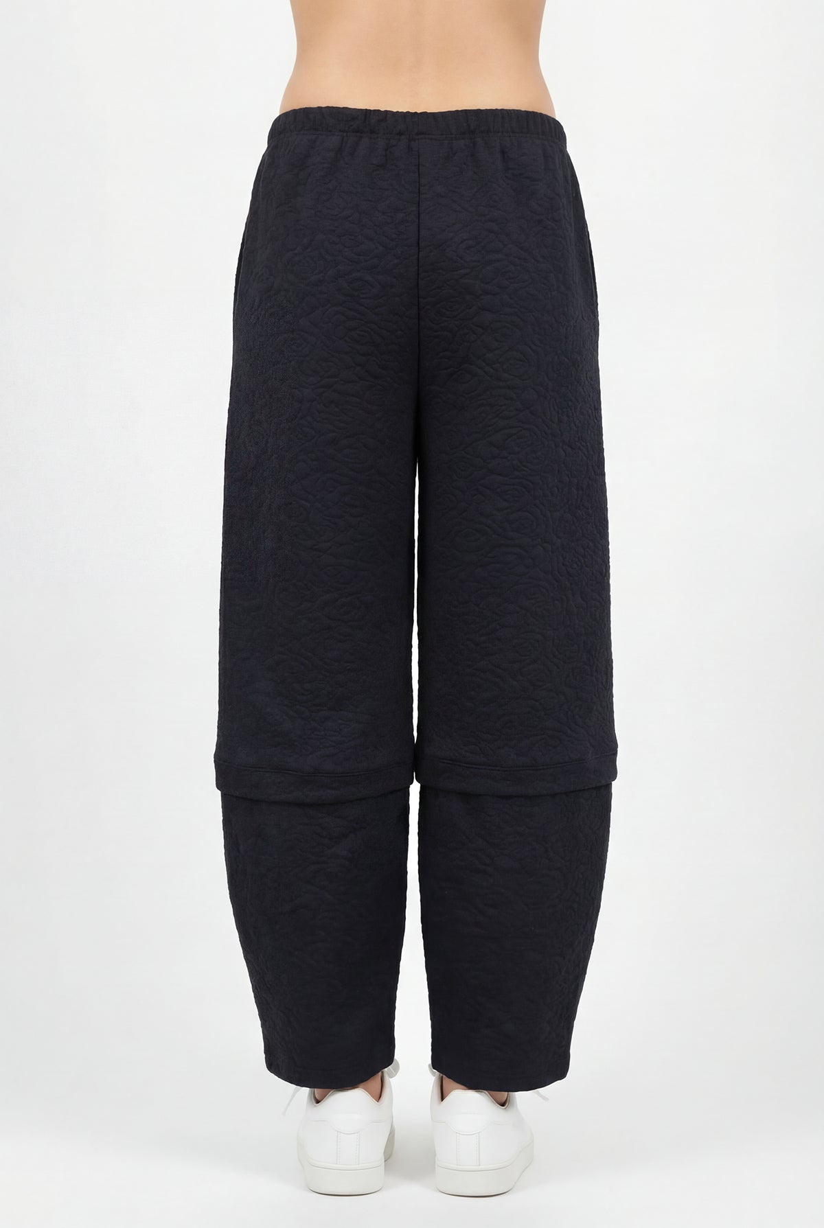 INOAH "Black" - Bottoms