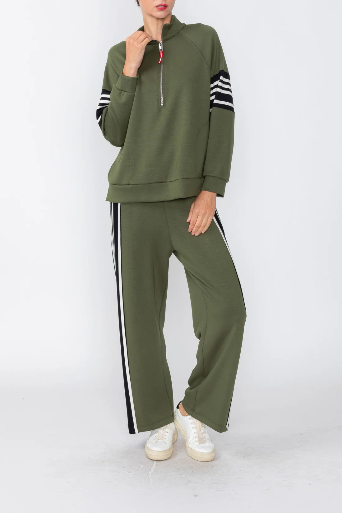 IC COLLECTION Top - C1206T - OLIVE