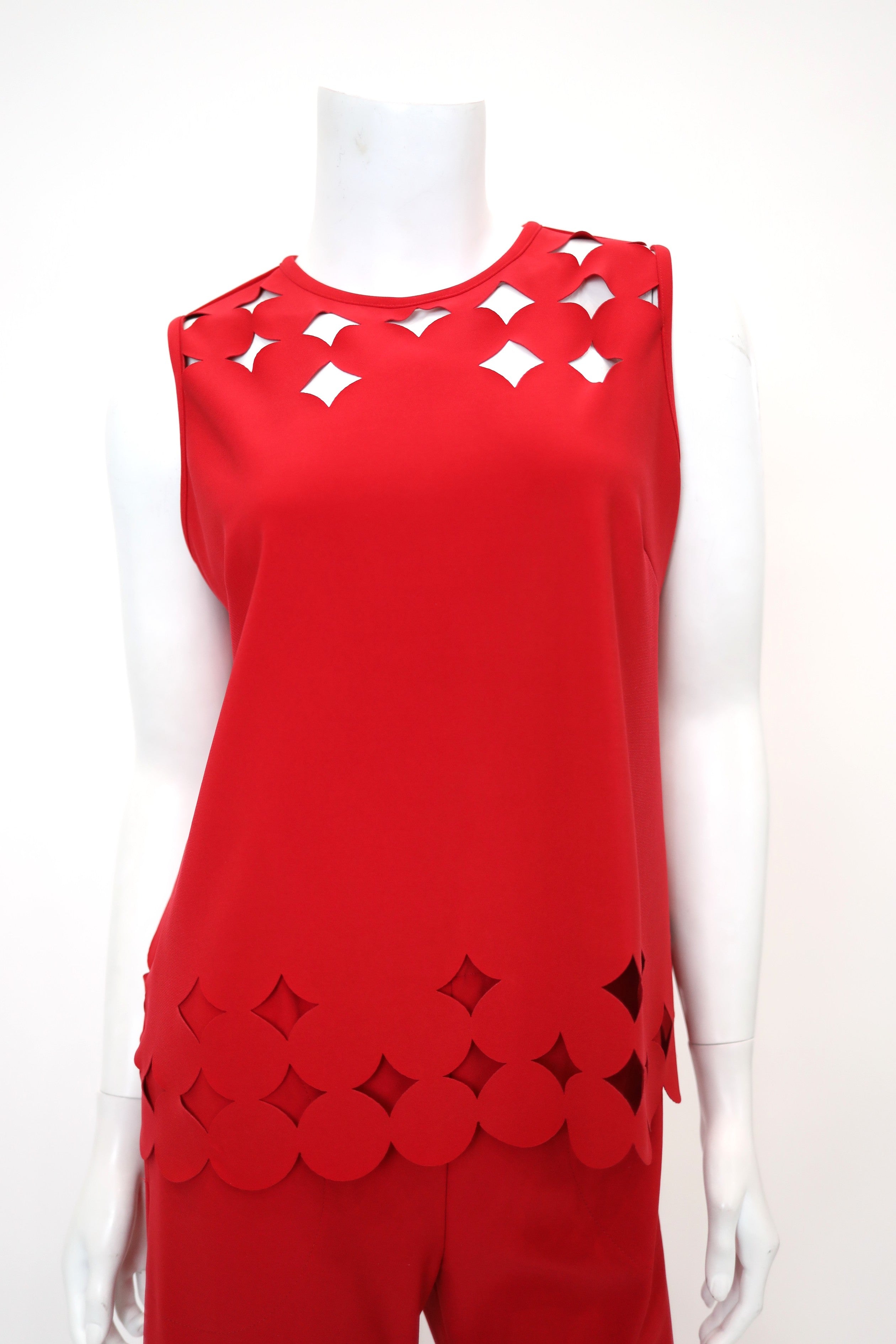 IC COLLECTION Sleeveless Cutout Top - C1234T - RED