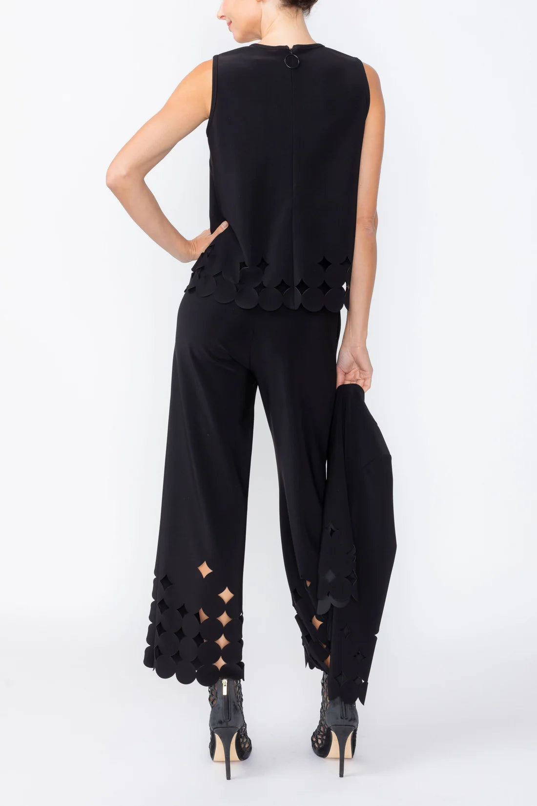 IC COLLECTION Top - C1234T - BLACK