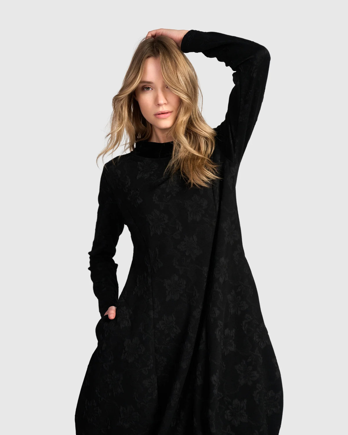 ALEMBIKA Locket Dress - AD911D - BLACK FLORA