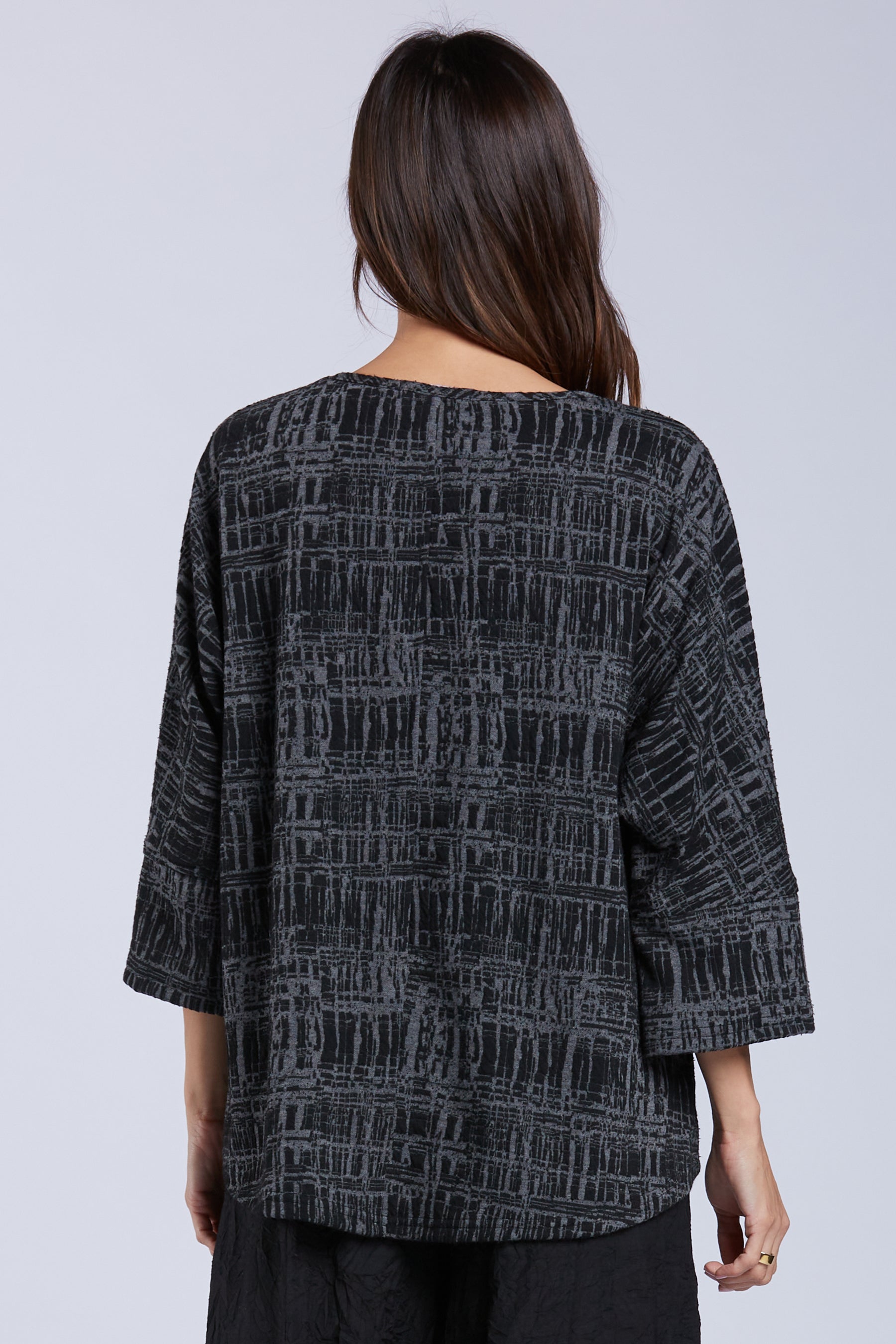 Sydney Project Peyton Round Neck Relaxed Abstract Top - KJT1121 - GREY CITY