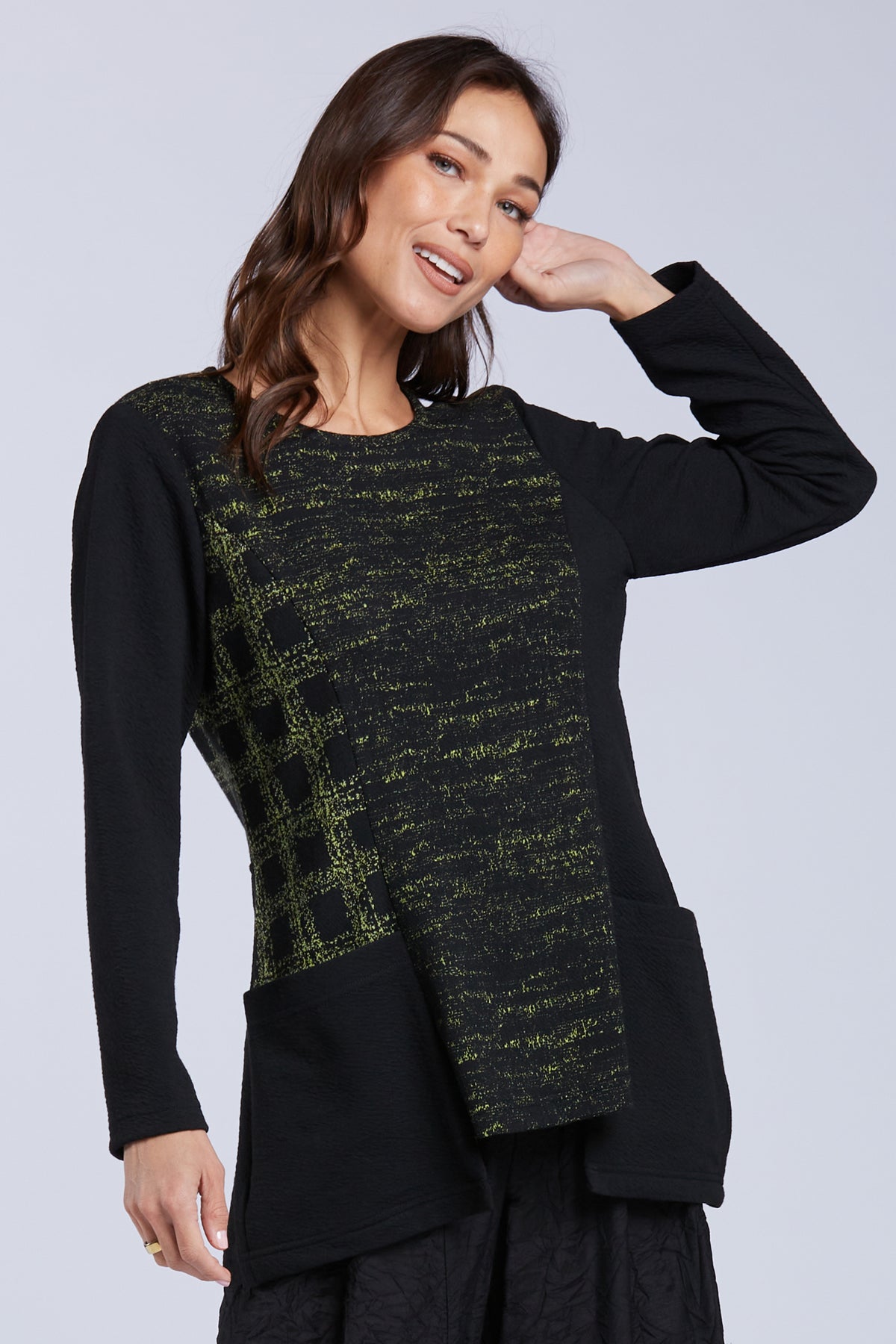 Sydney Project Camryn Abstract Round Neck Long Sleeve Relaxed Fit Top w/ Front Pockets - KJT1171 - KIWI NOISE