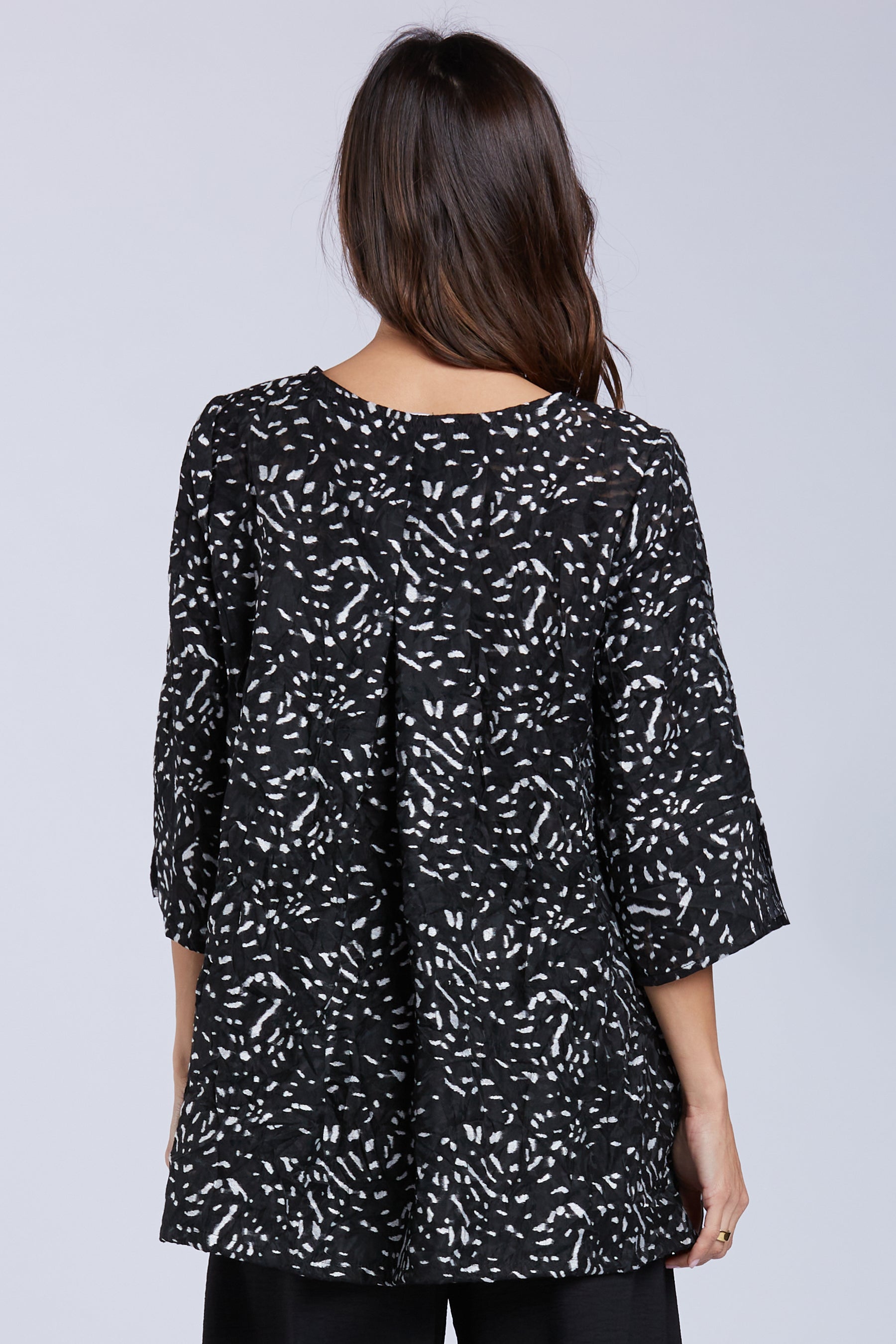 Sydney Project Belle Black and White Speckled Round Neck 3/4 Sleeve Top - WJT1151 - BLACK ICE
