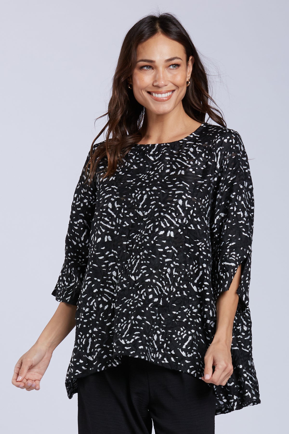 Sydney Project Belle Black and White Speckled Round Neck 3/4 Sleeve Top - WJT1151 - BLACK ICE