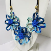 FICKLESTICKS Triple Daisy Necklace - BLUES