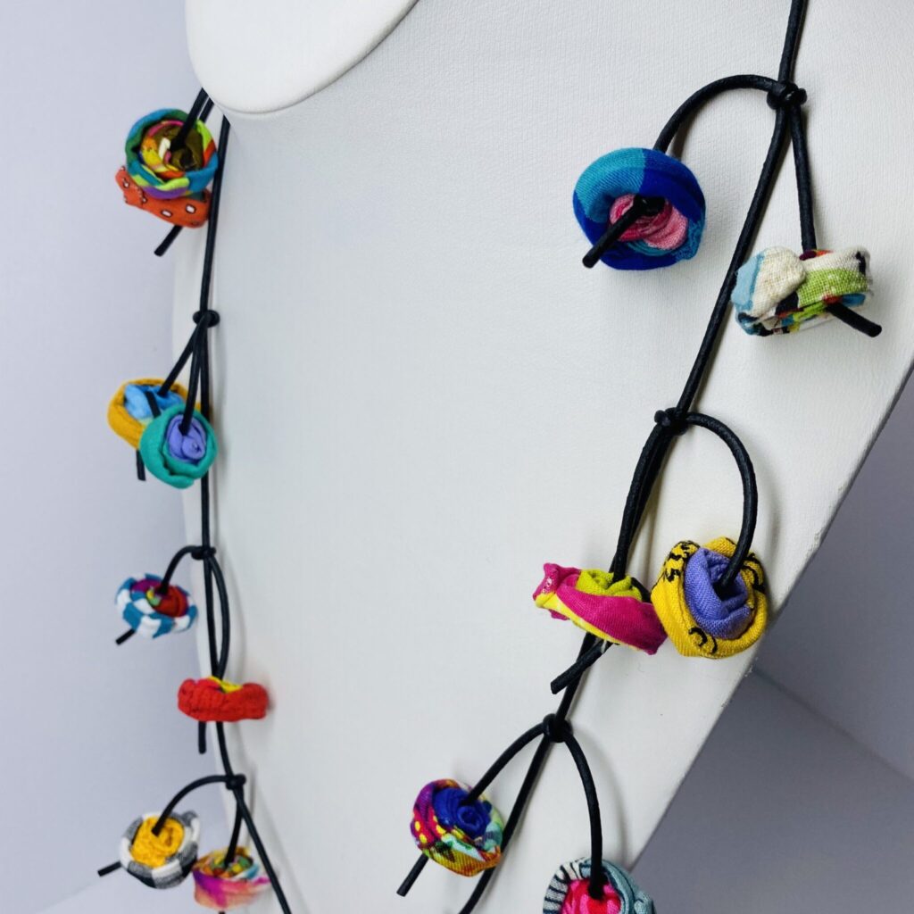 FICKLESTICKS Small Chandelier Necklace - BLACK AND WHITE (NOT MULTI)