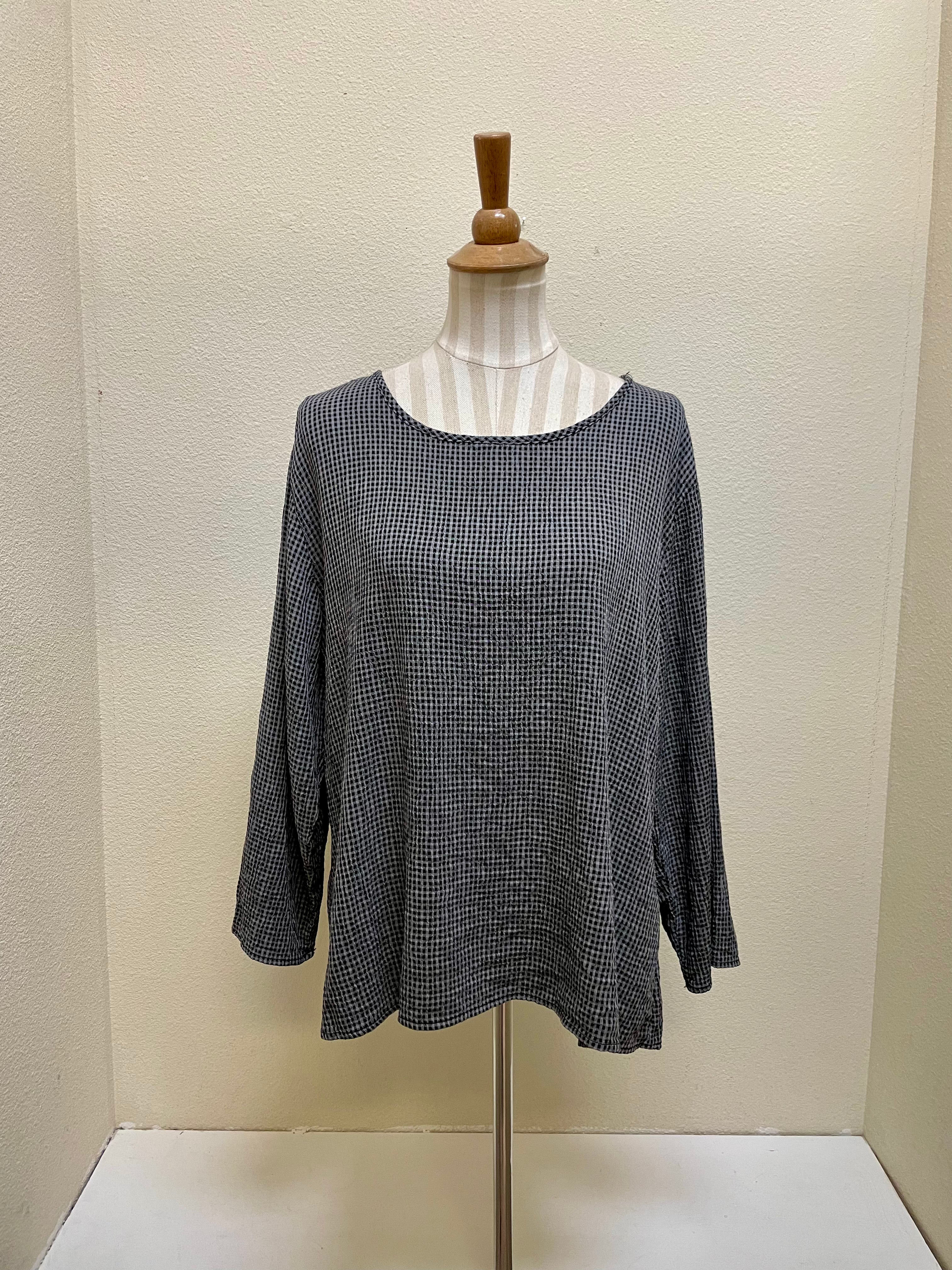 CUT LOOSE - Crinkle Check Split Back Top - 6127965