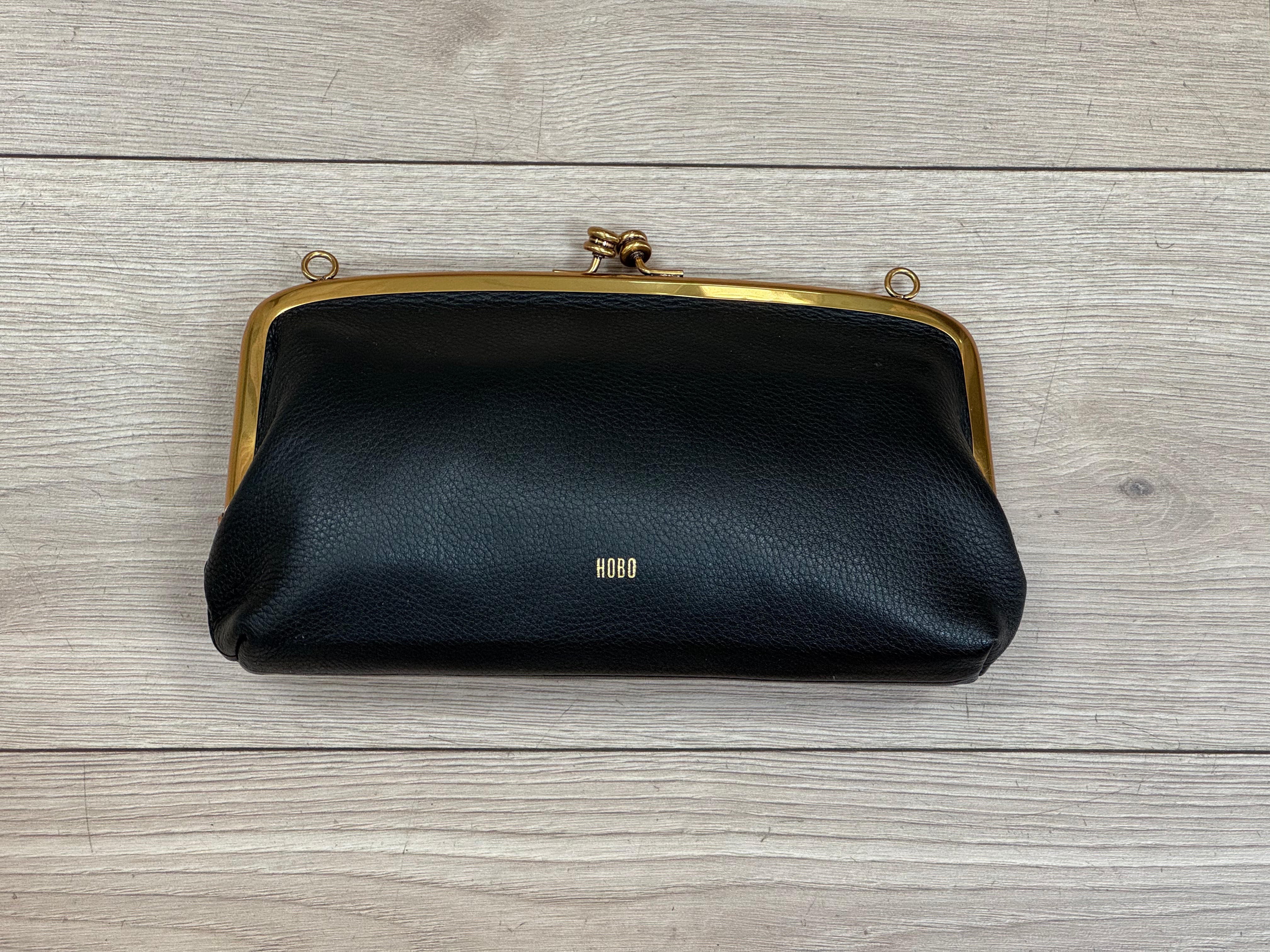 HOBO - Cora Slg Crossbody - BLACK IN PEBBLED LEATHER