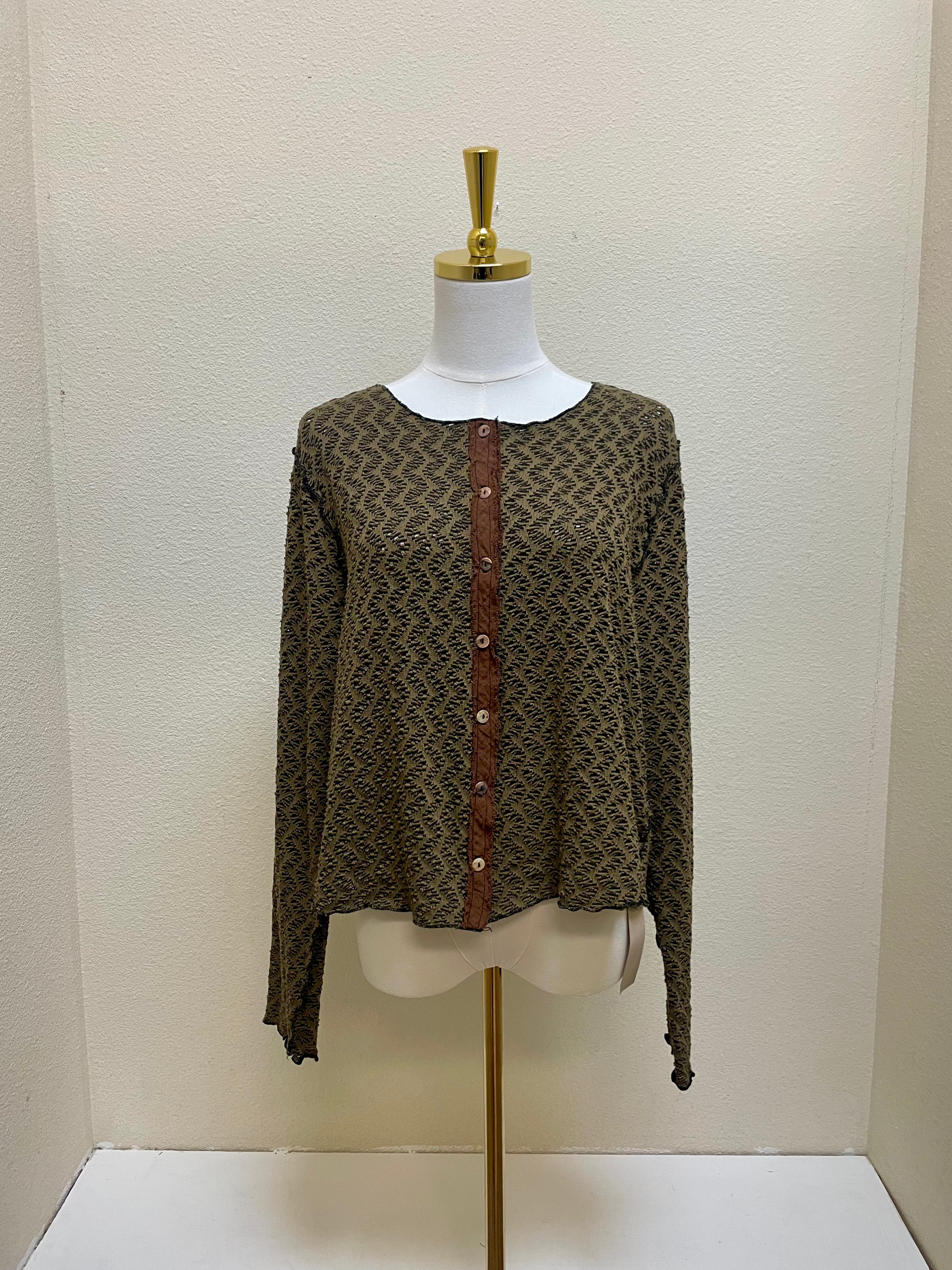 CUT LOOSE Blk/Nat Crochet Crop Cardigan - 0128949 - COCONUT