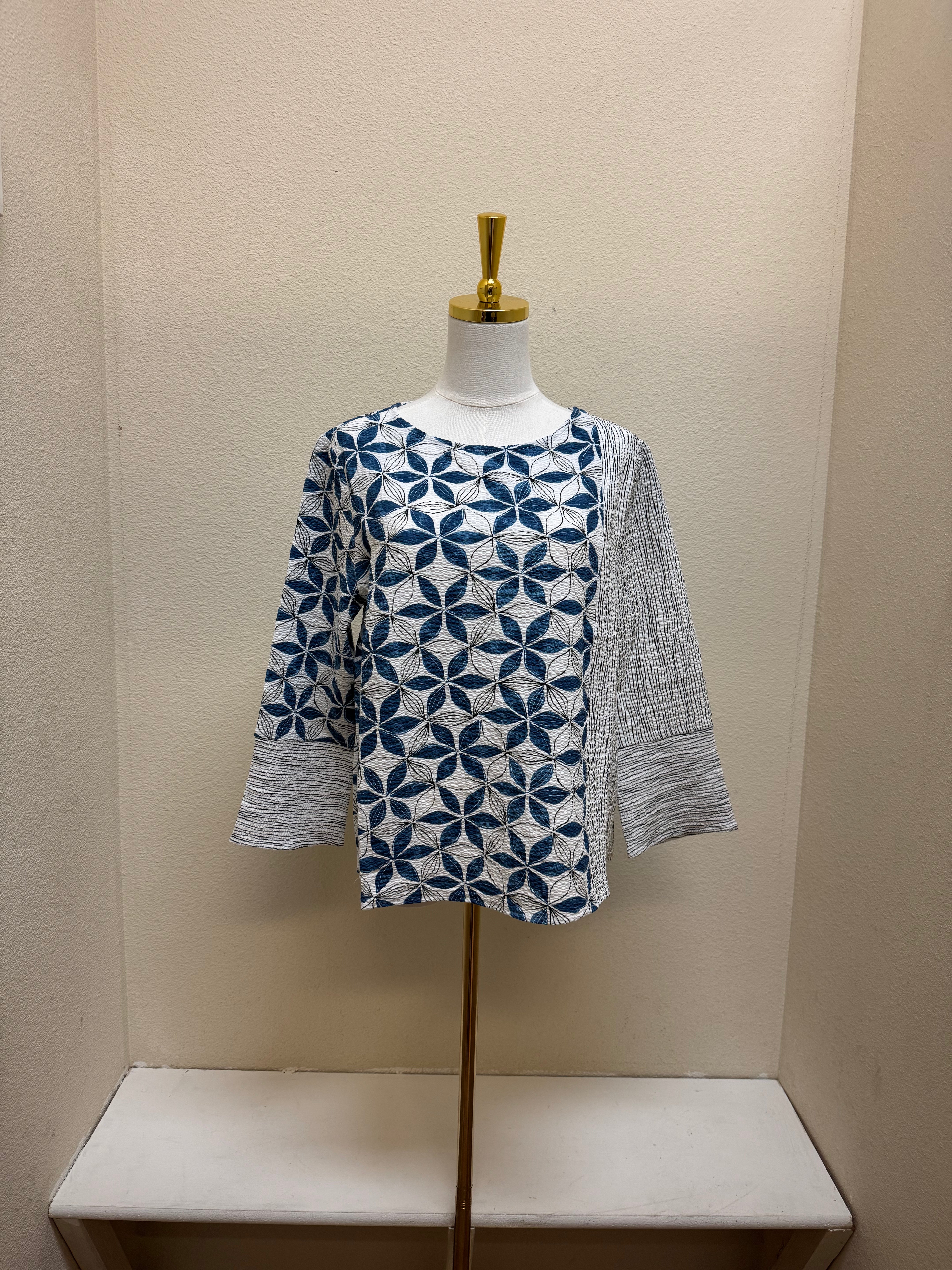 Habitat Crinkle Crepe Floral Mix Print Pullover - 21603 - MARINE