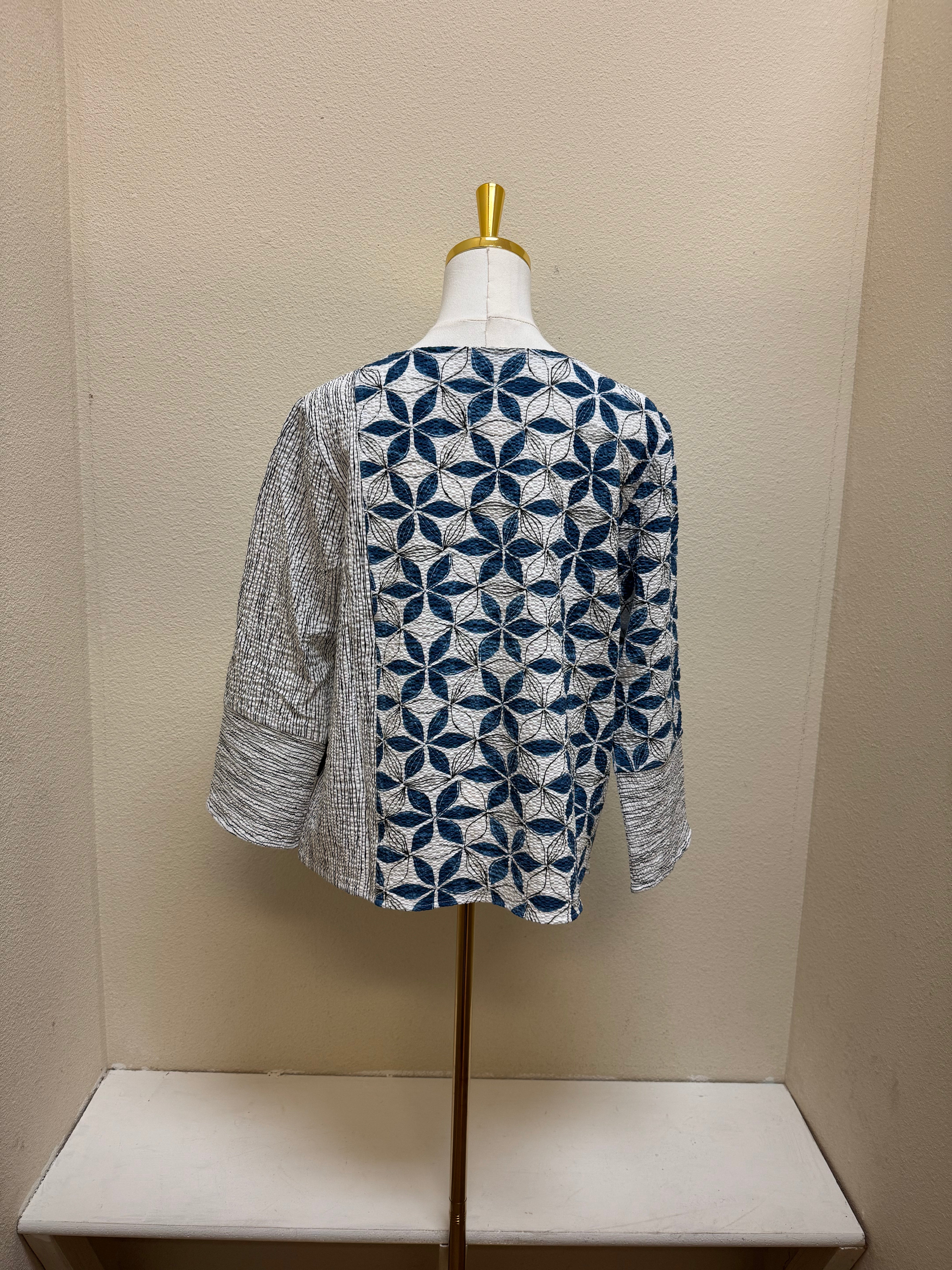 Habitat Crinkle Crepe Floral Mix Print Pullover - 21603 - MARINE