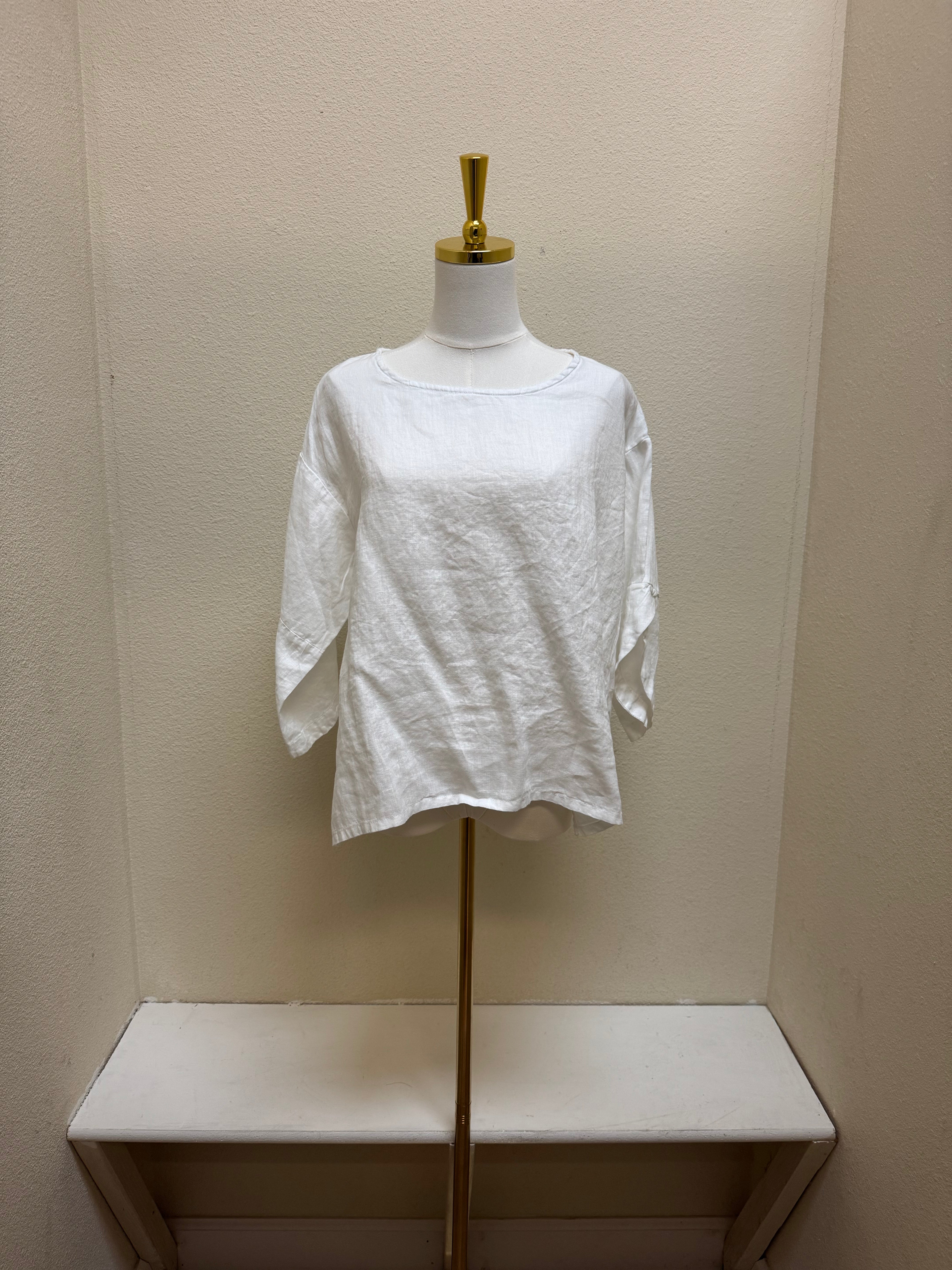 CUT LOOSE Hanky Linen Tulip Sleeve Top - 4206329