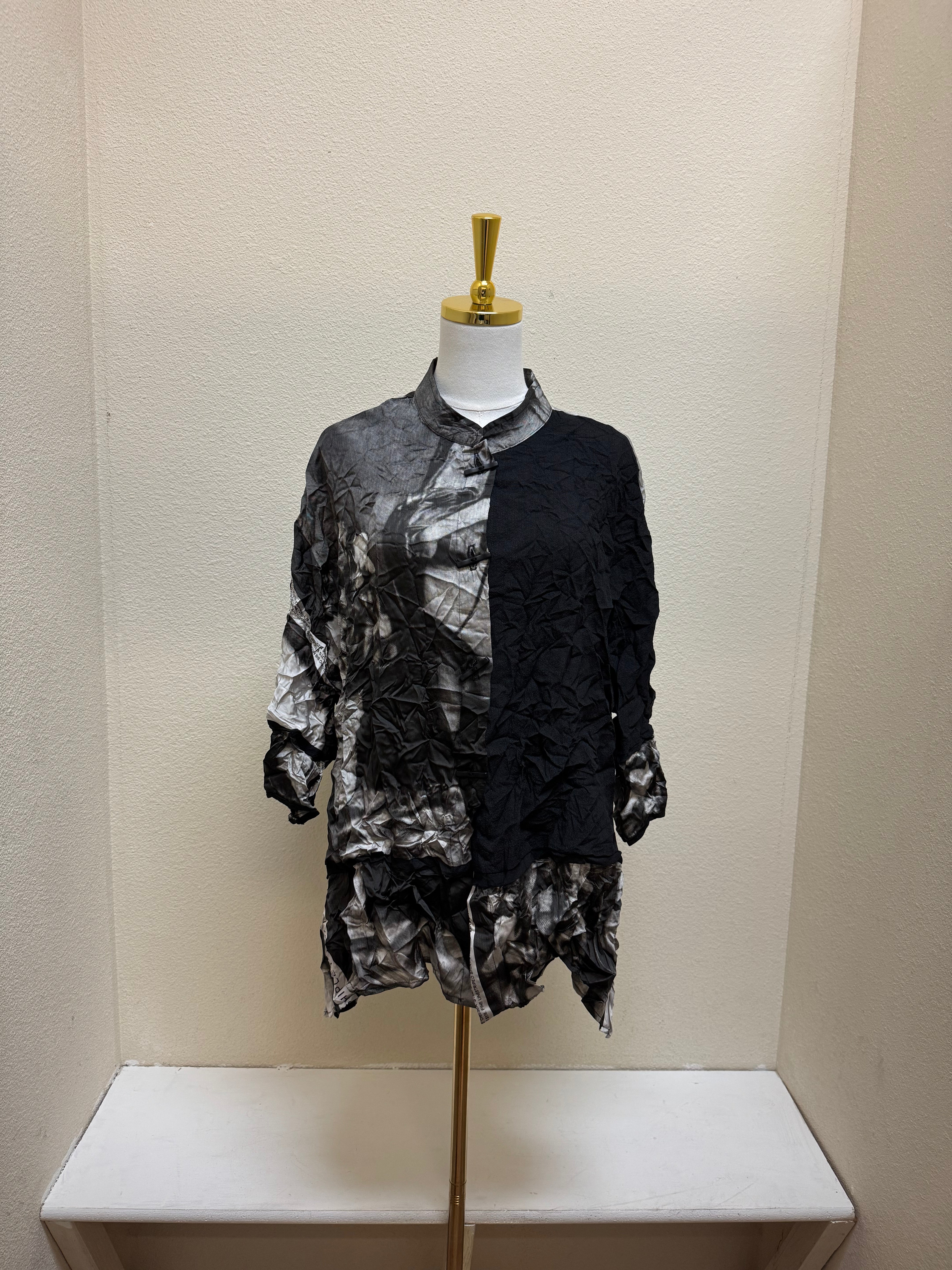 MOONLIGHT Button Down Photograph Print Top - 4268 - SILVER/BLACK