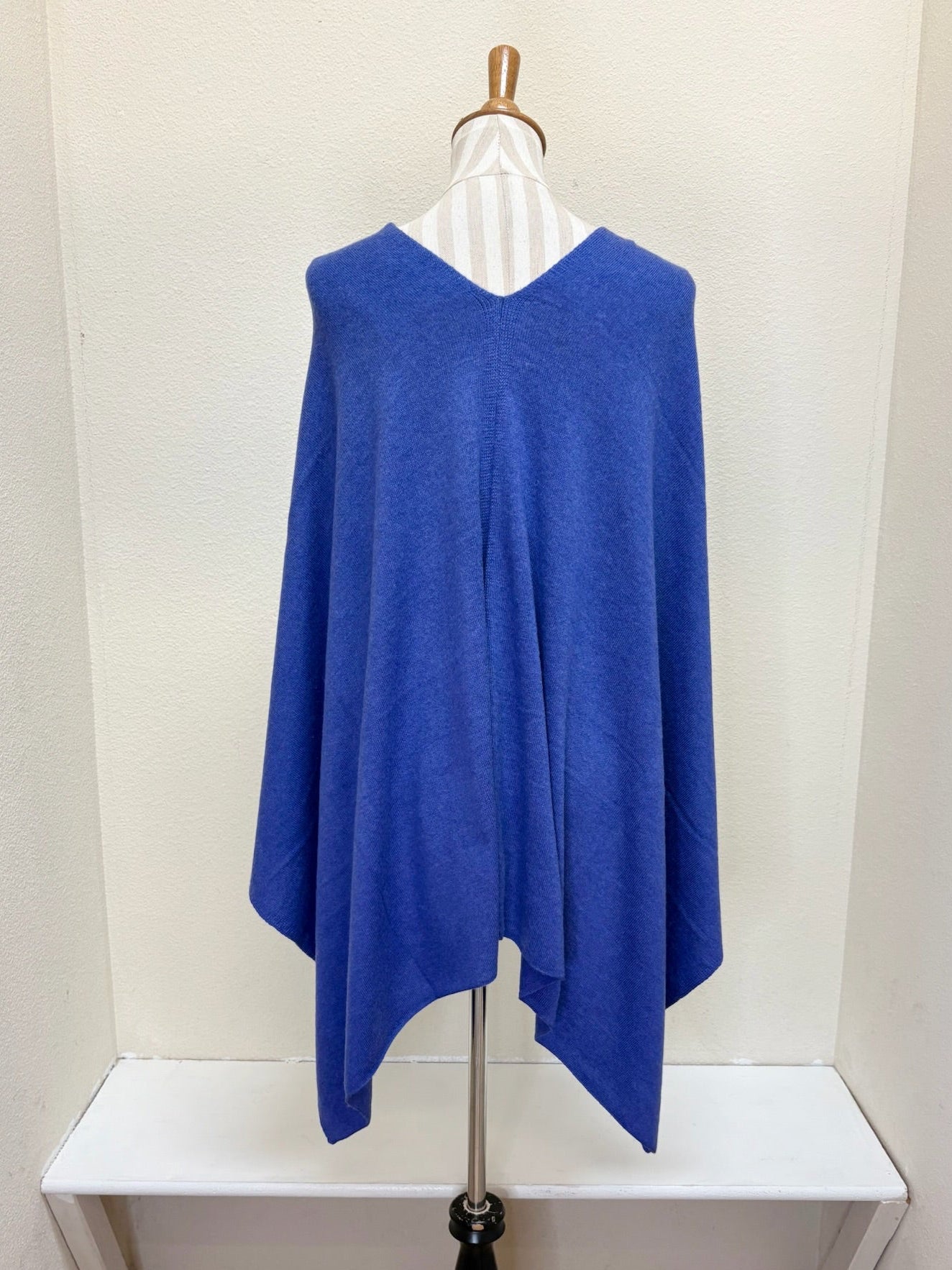 Dolma Cashmere Poncho - PURPLE ORCHID