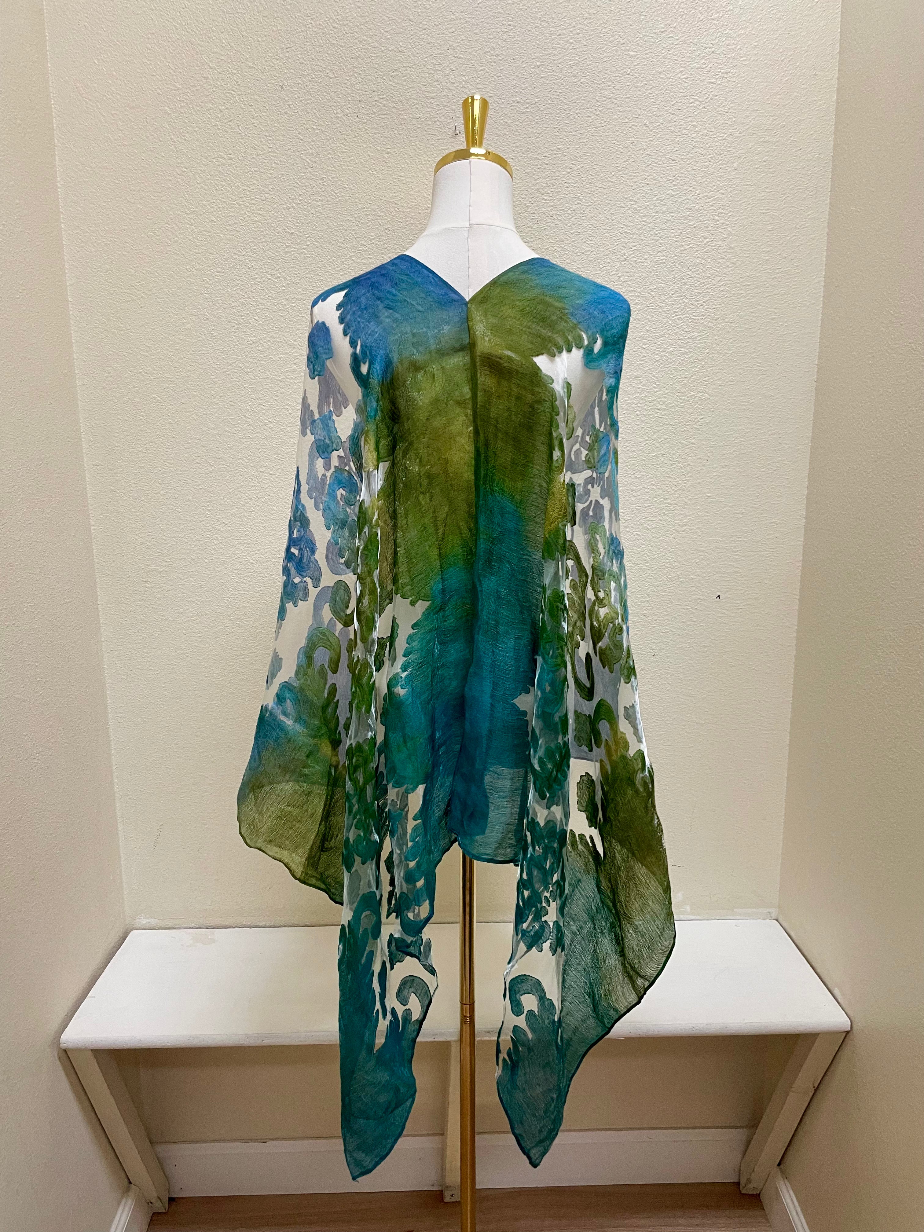 Spain In America Poncho - PRINT 22