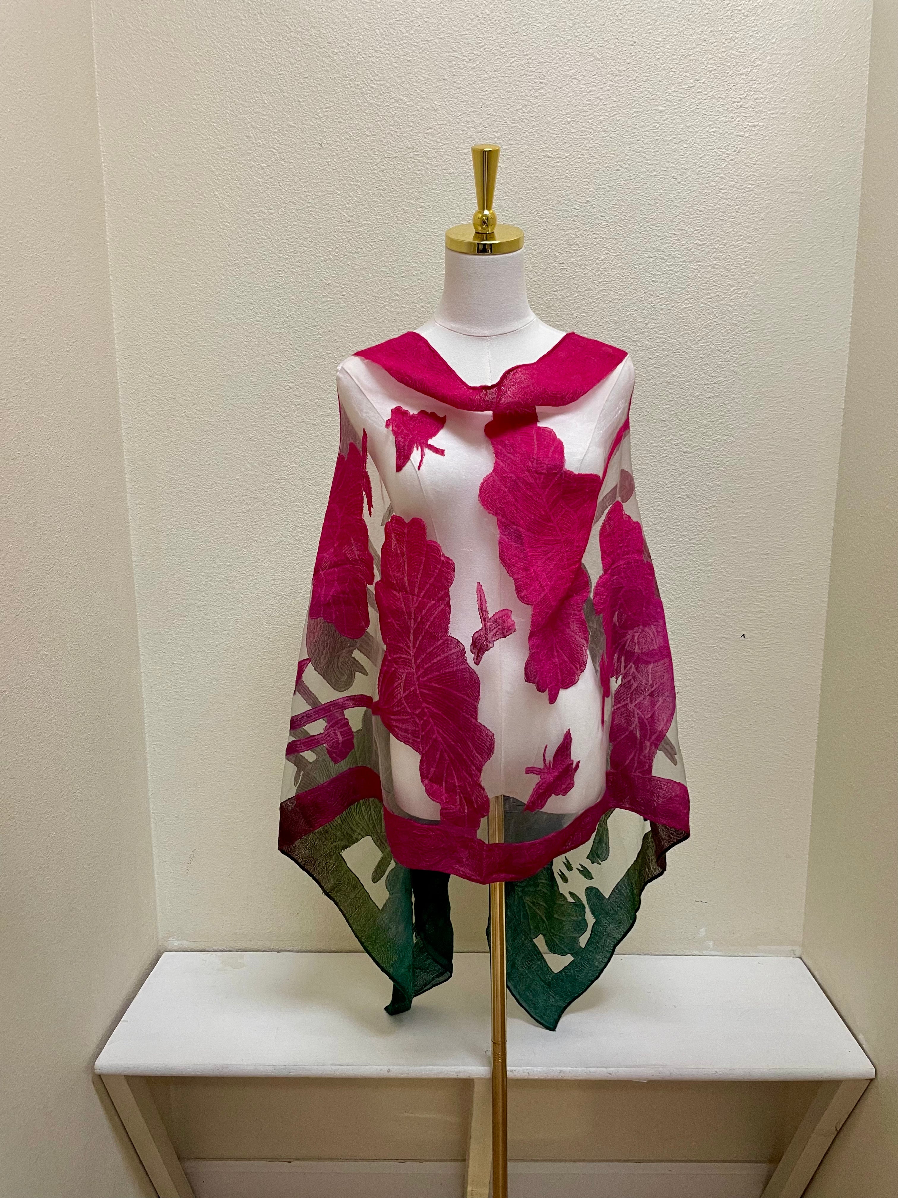 Spain In America Poncho - PRINT 32