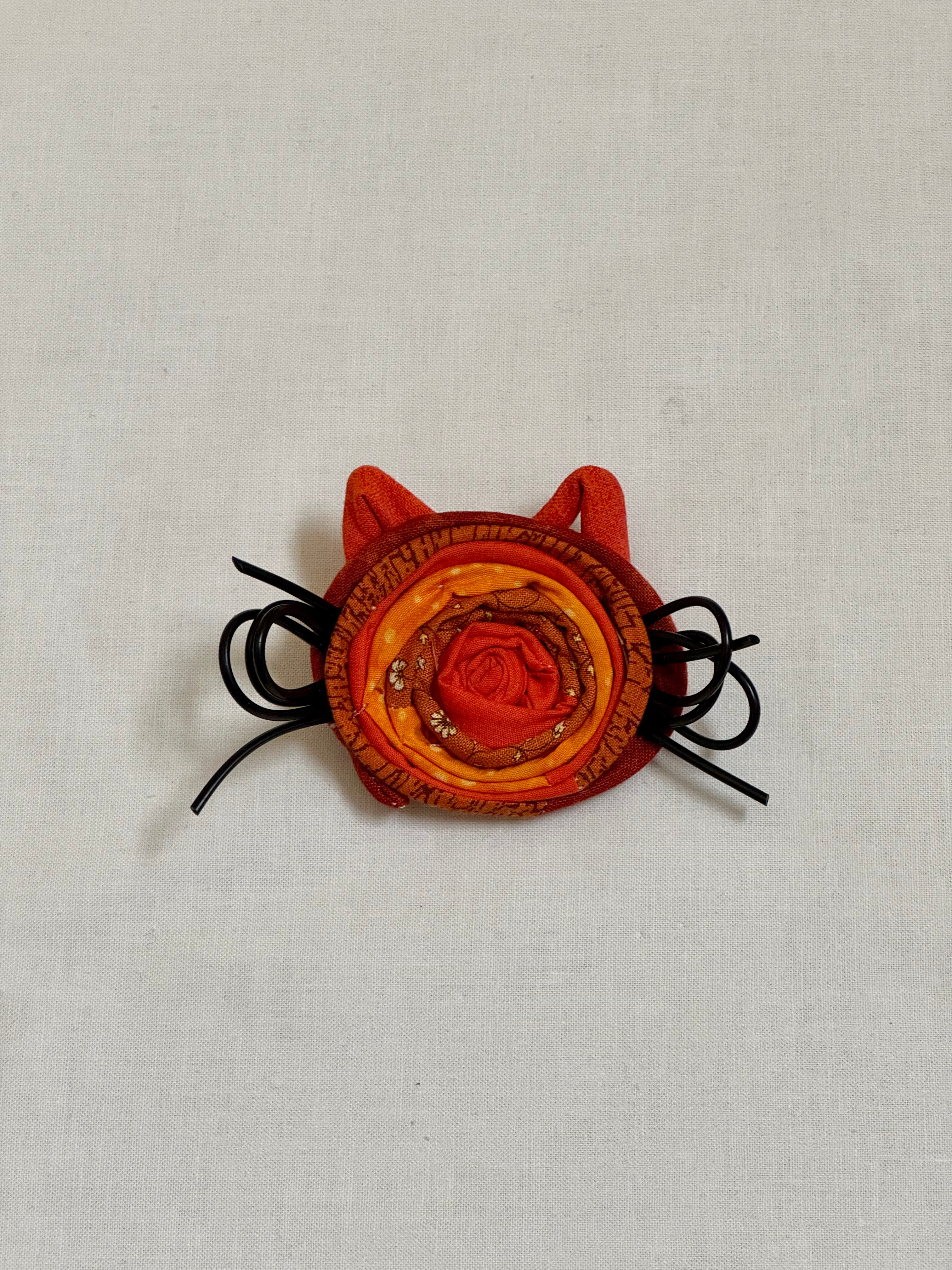 FICKLESTICKS Kitty Face Pin - MIXED ORANGES