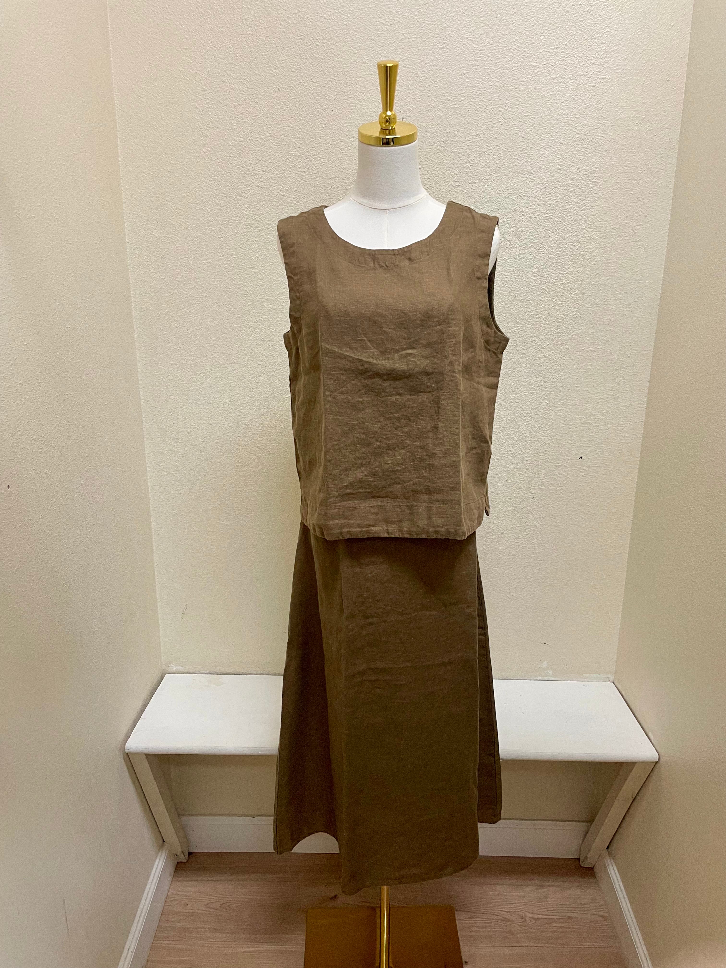 CUT LOOSE Solid Linen Shell w/ Wide Facing - 4405331