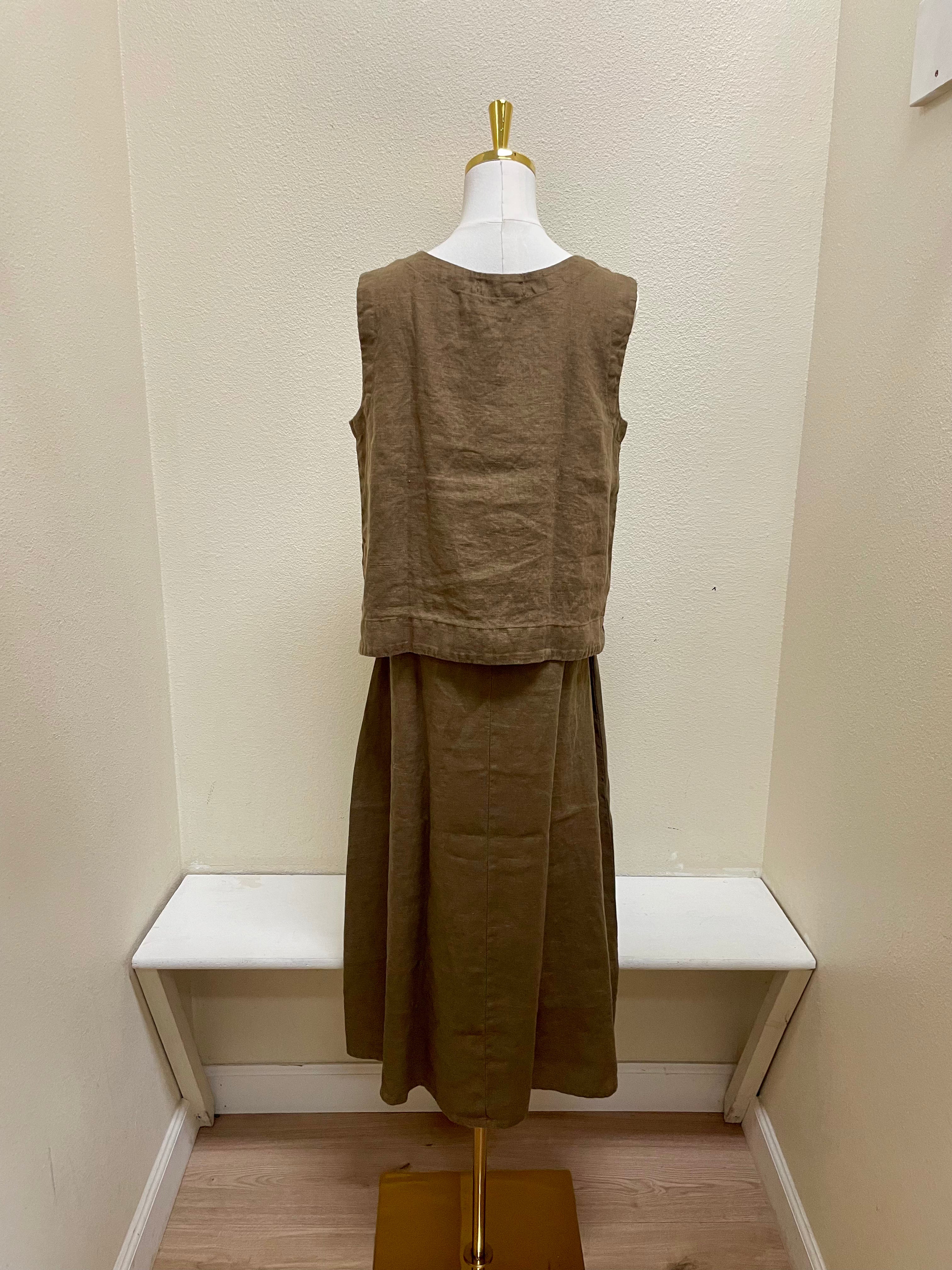 CUT LOOSE Solid Linen Shell w/ Wide Facing - 4405331