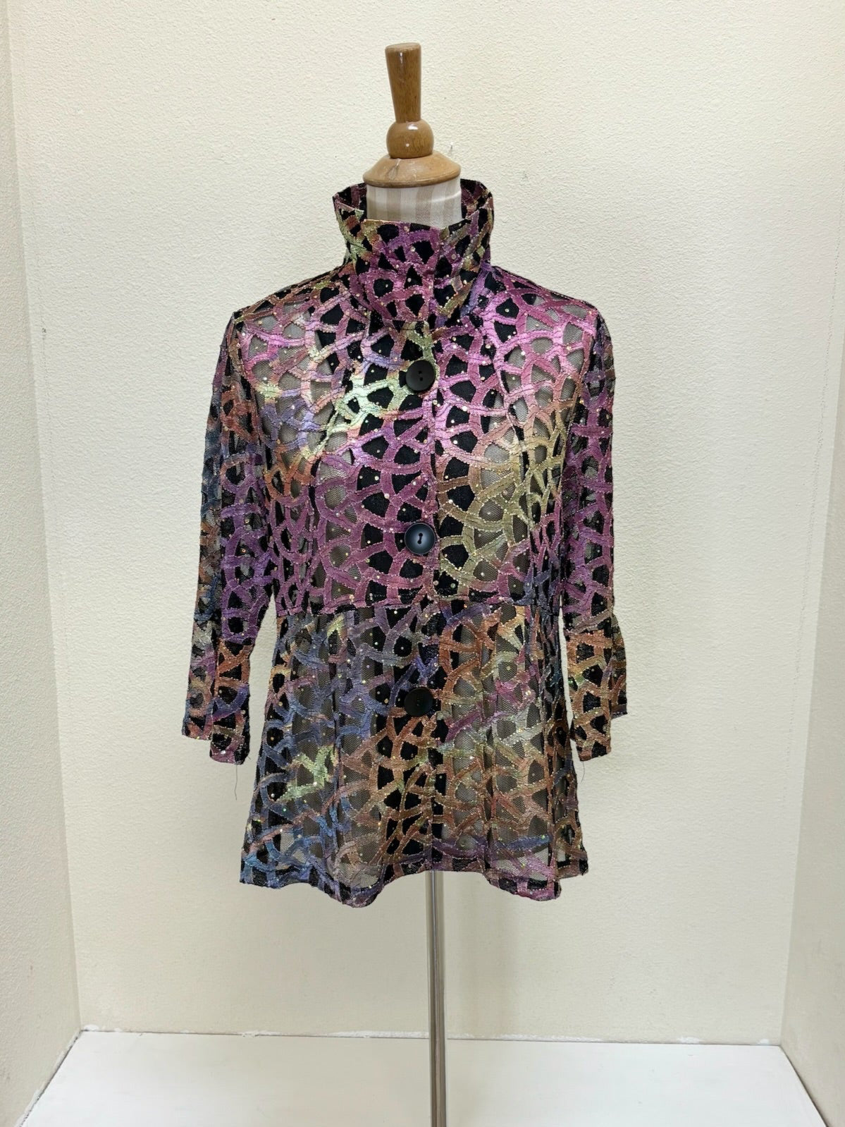 DAMEE HOLOGRAPHIC SCALE MESH SHORT JKT- 400 - PLM - S ONLY