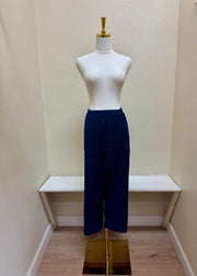 INOAH "Navy" - Solid Textured Relaxed Pant