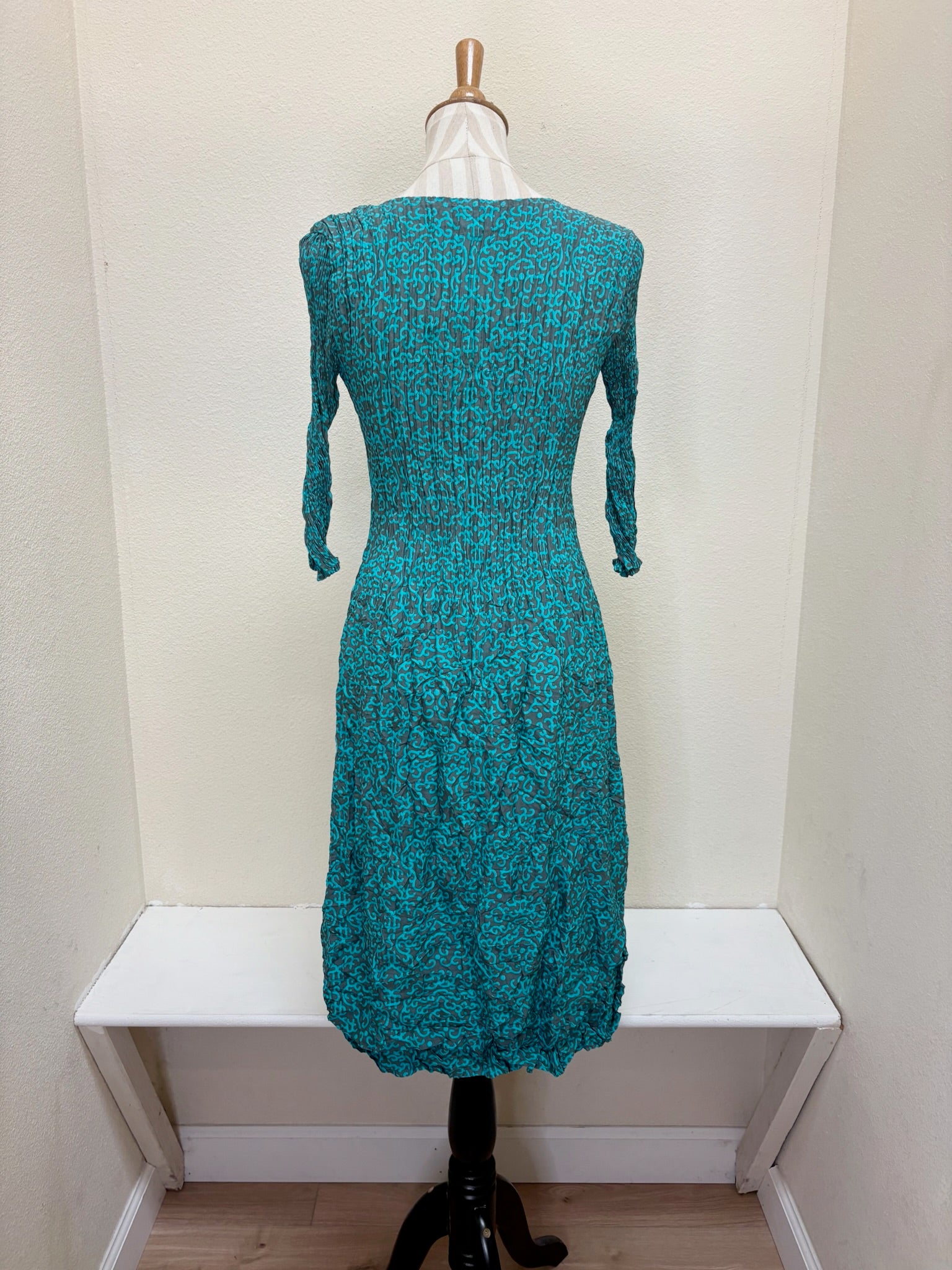 Alquema 3/4 Sleeve Smash Pocket  Dress - PEACOCK SCROLL