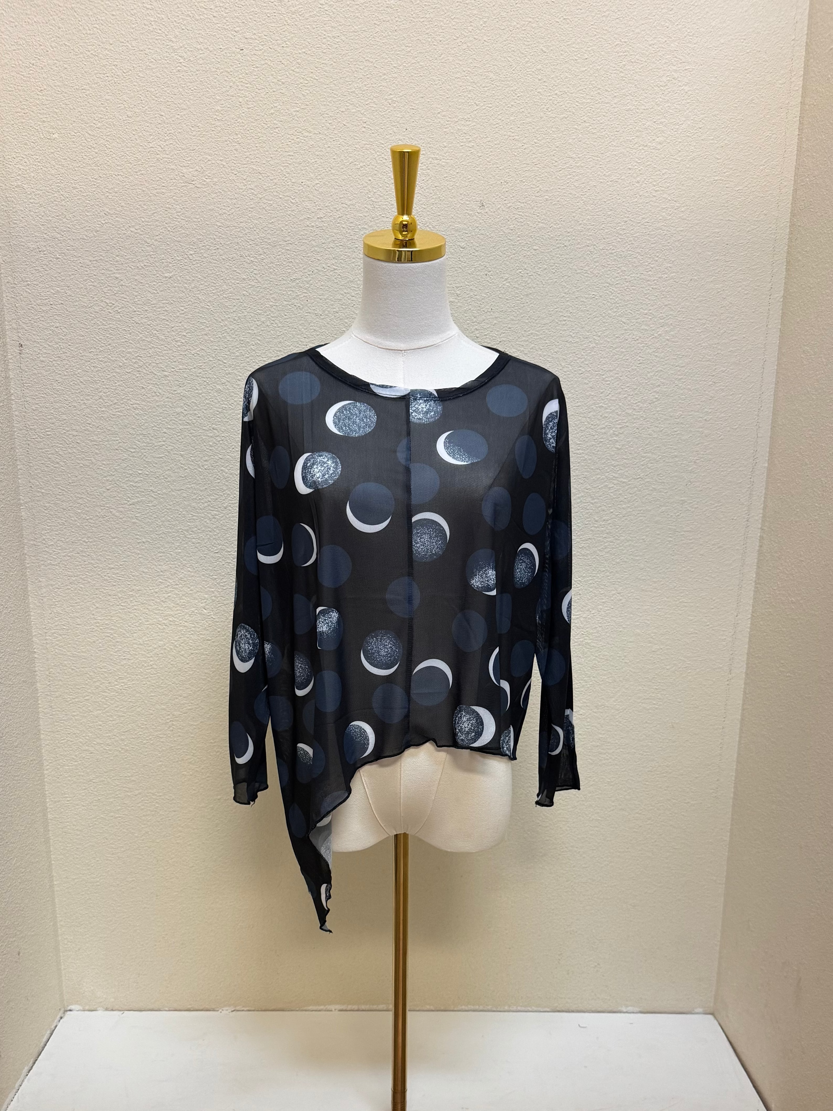Shana Moon Printed Asymmetrical Mesh Long Sleeve Round Neck Topper - 26671 - CIRCLES