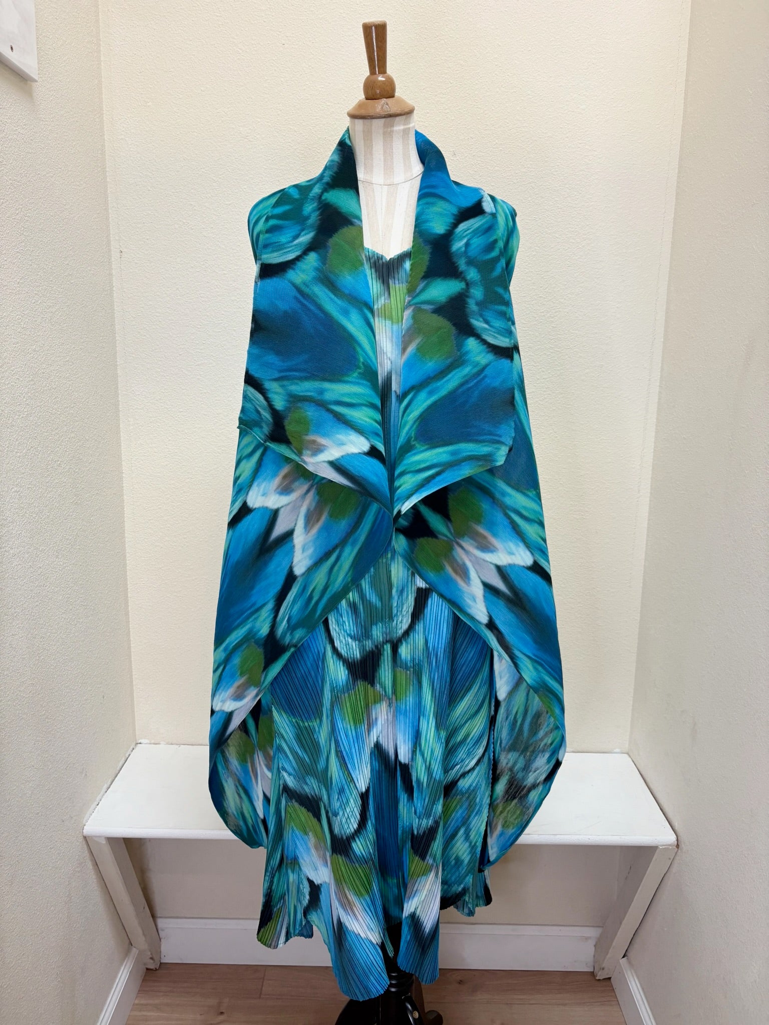 Alquema Long Collare Coat - AQUA BOWS