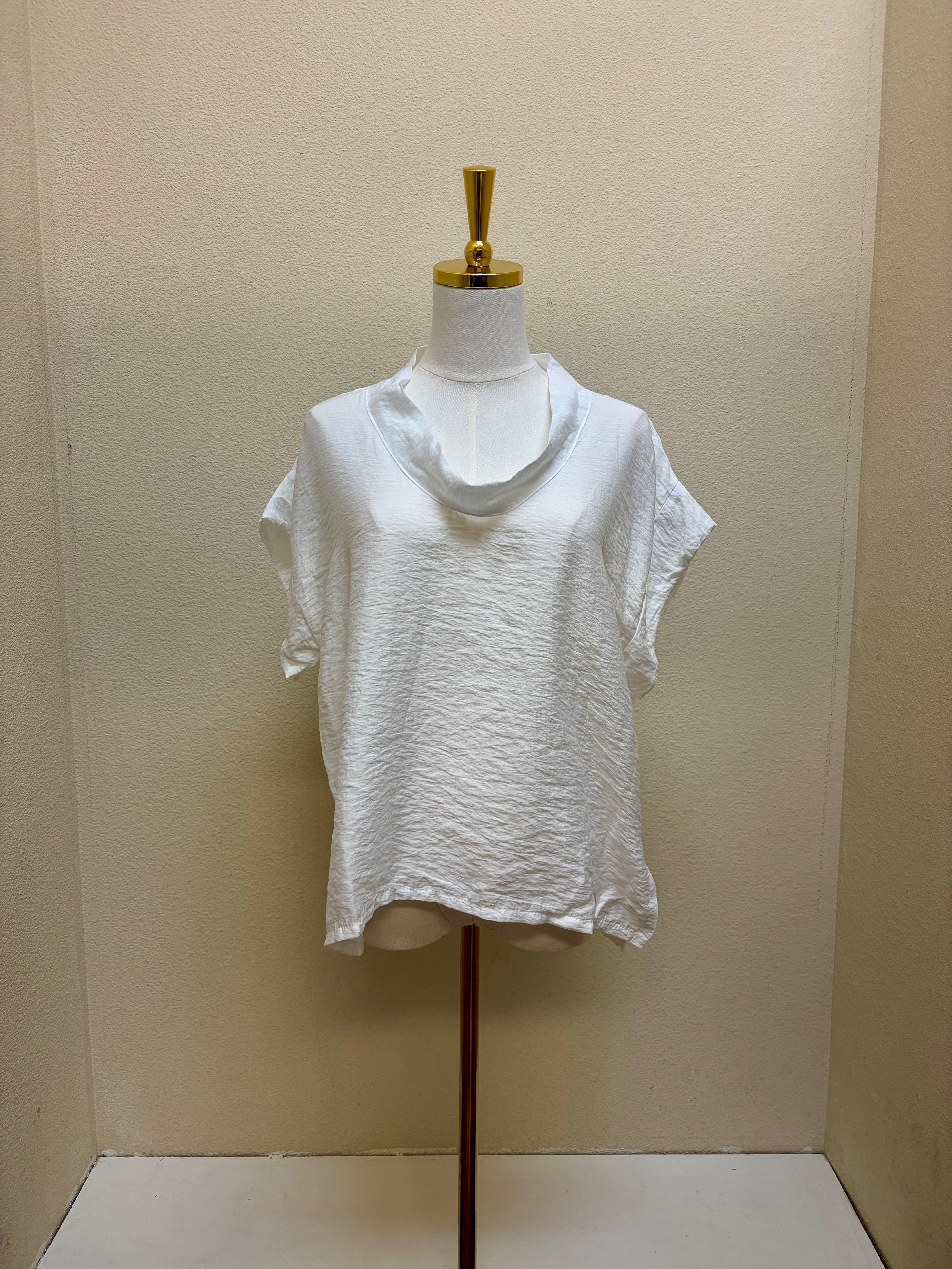 CUT LOOSE Rayon Parachute Short Sleeve Cowl Top - 6216139 - WHITE