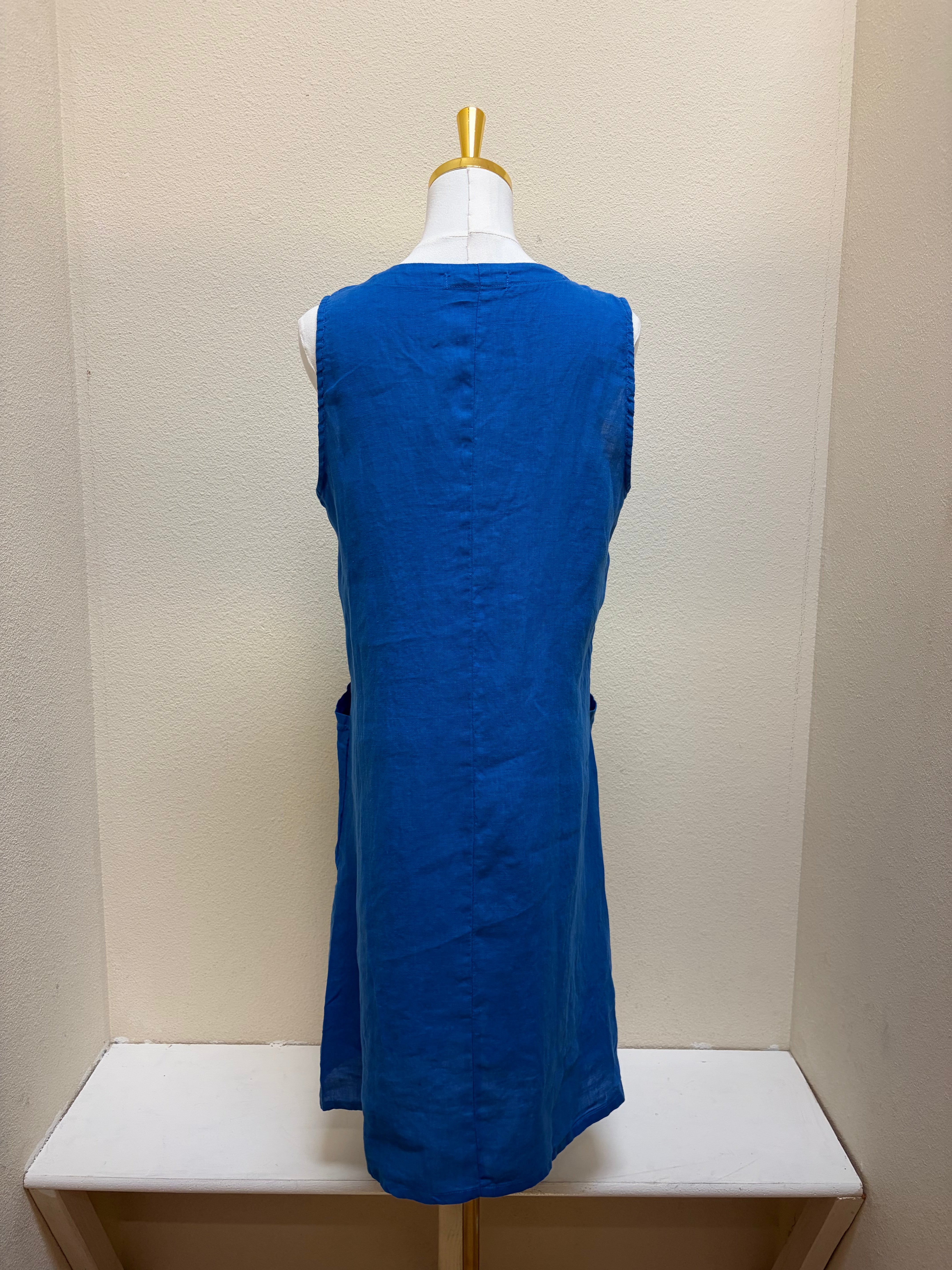 CUT LOOSE Linen Combo V-Neck Pocket Dress - 5700688  - VIVID BLUE