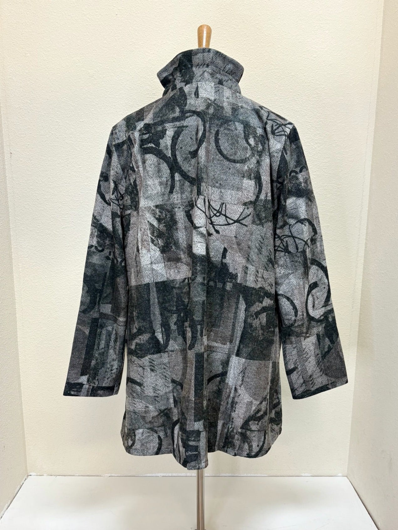 DAMEE MULTI-PRINT BUTTON PATCH COAT - 4906 - GRY